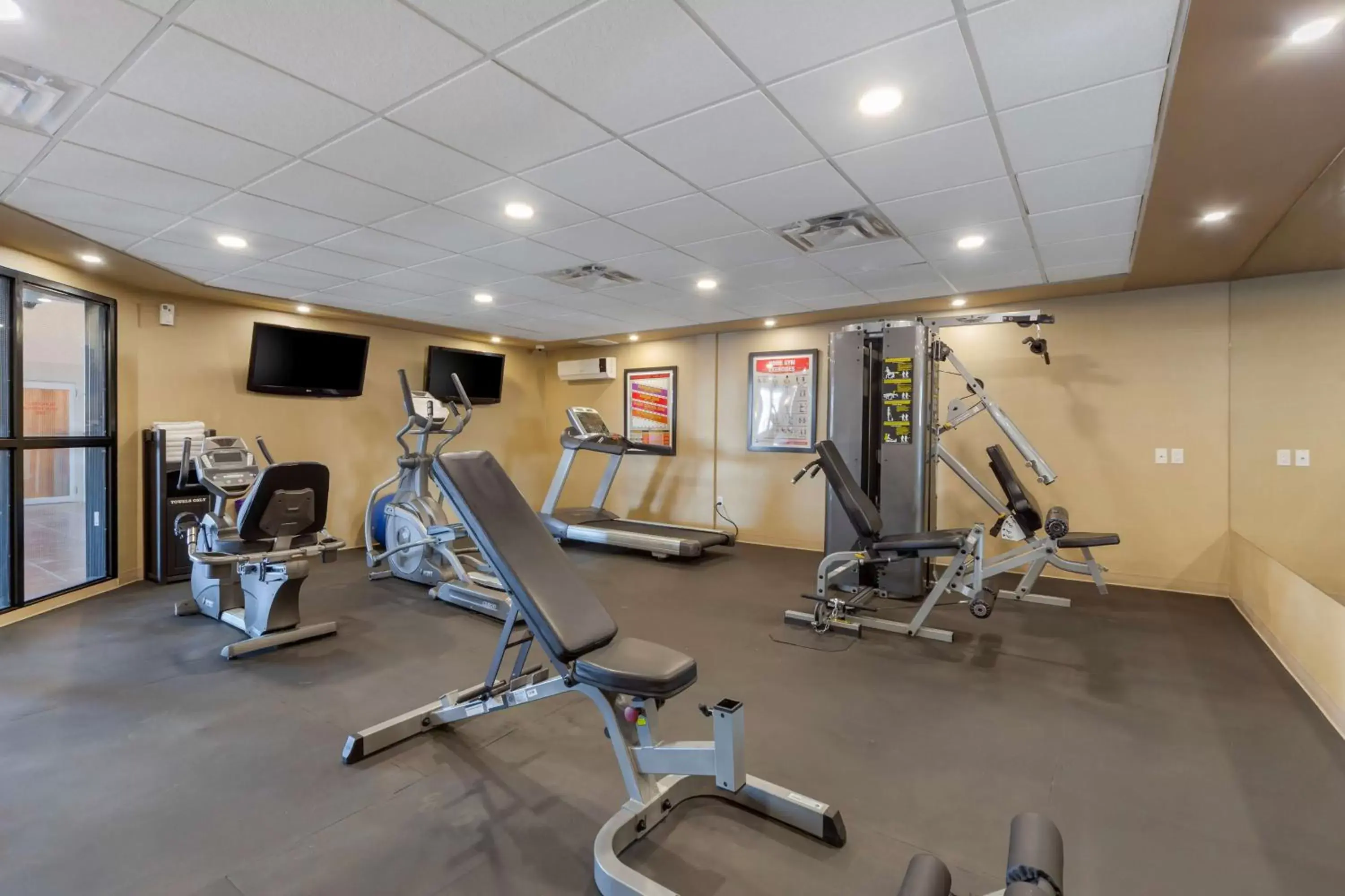 Spa and wellness centre/facilities, Fitness Center/Facilities in Best Western PLUS Fox Creek