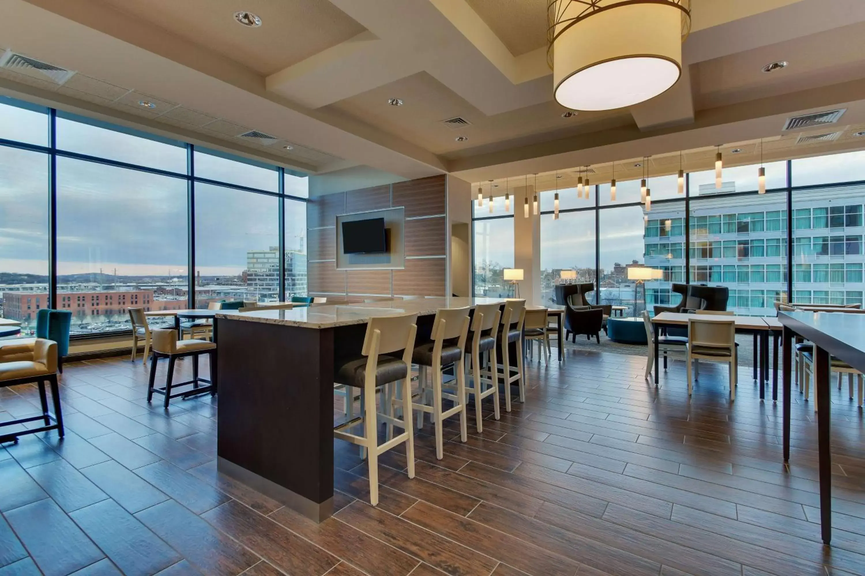 Lounge or bar, Restaurant/Places to Eat in Drury Plaza Hotel Nashville Downtown