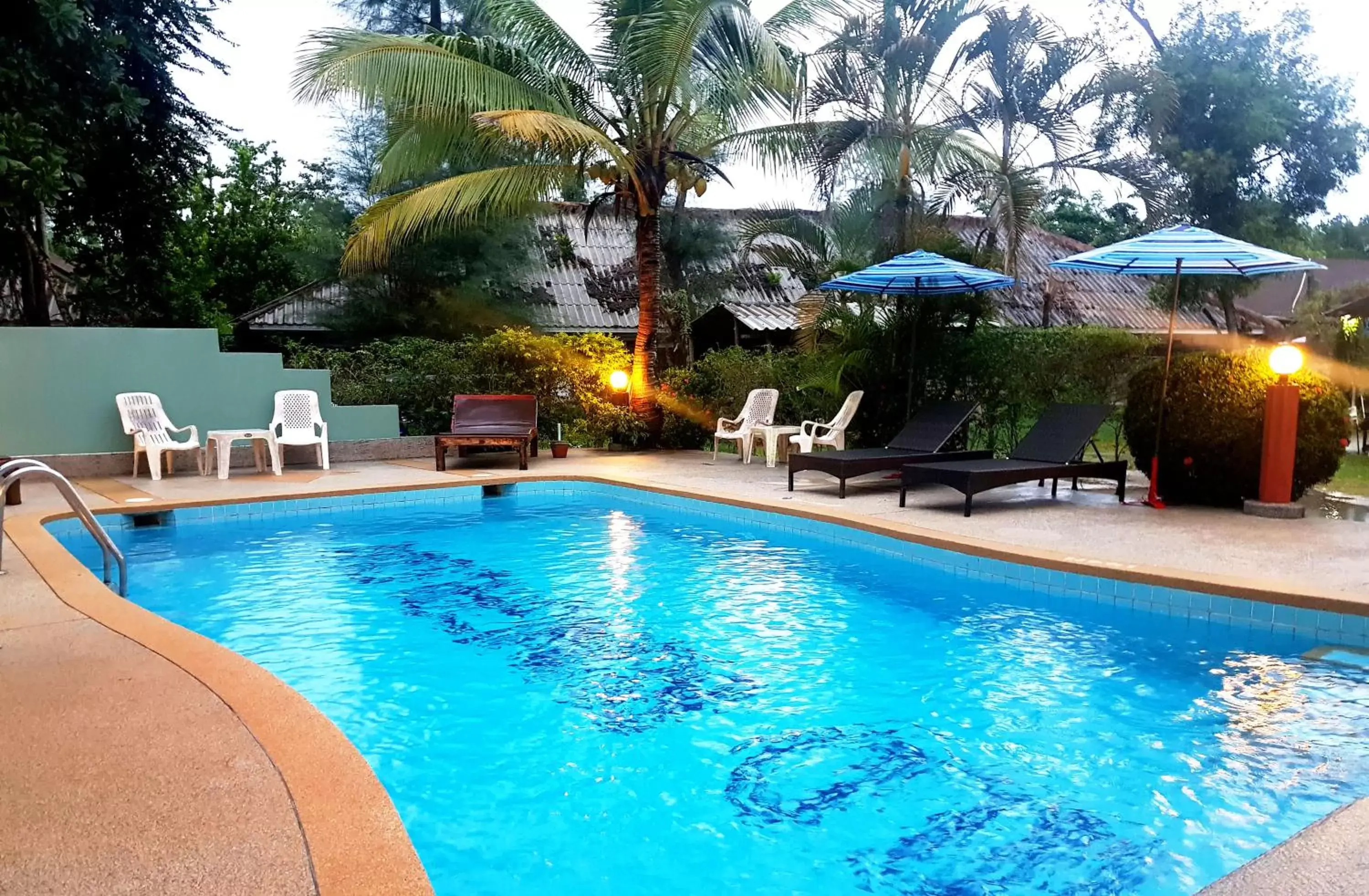 Swimming Pool in Mild Garden View Resort