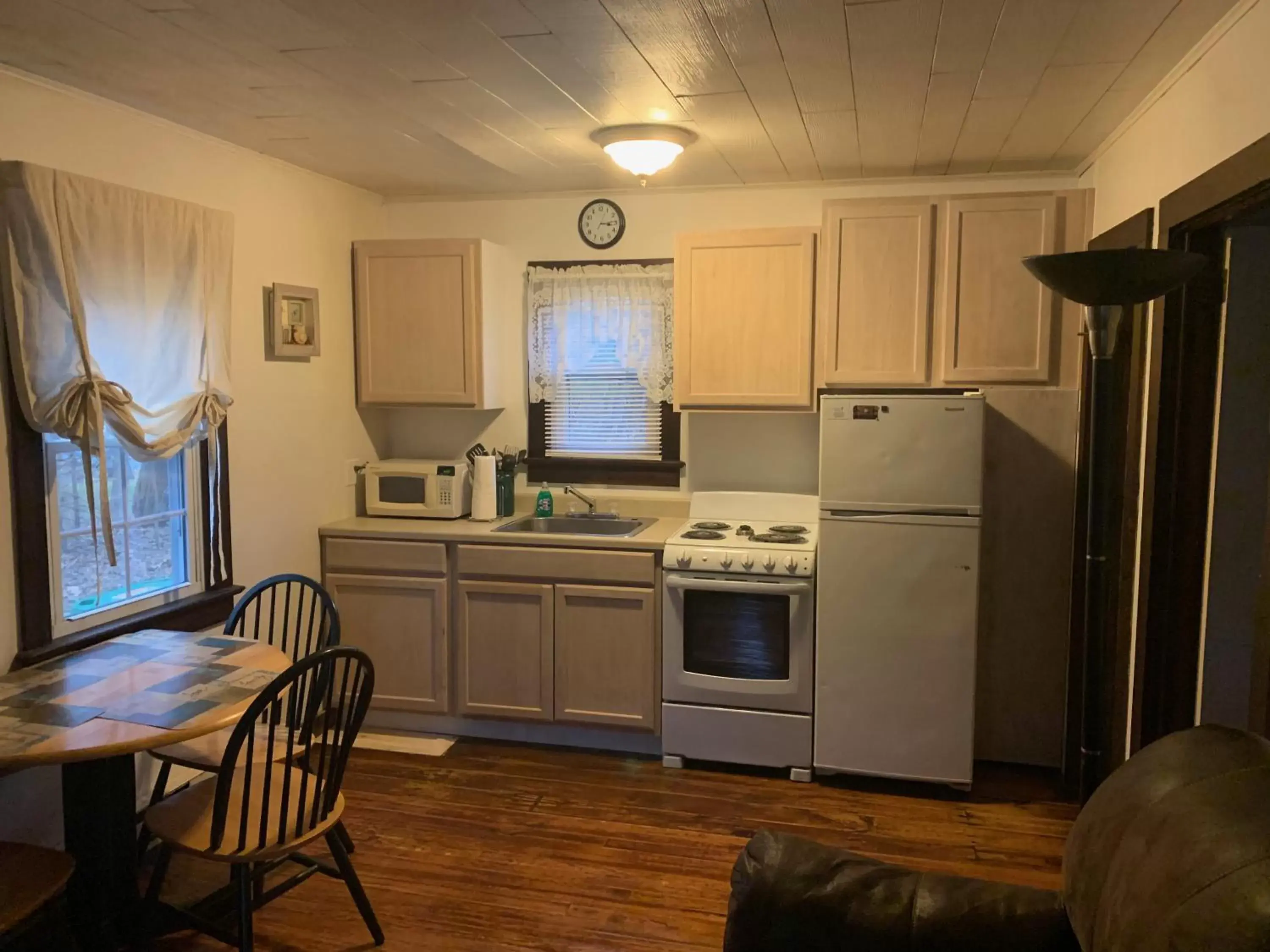 Kitchen or kitchenette, Kitchen/Kitchenette in Echo Valley Cottages