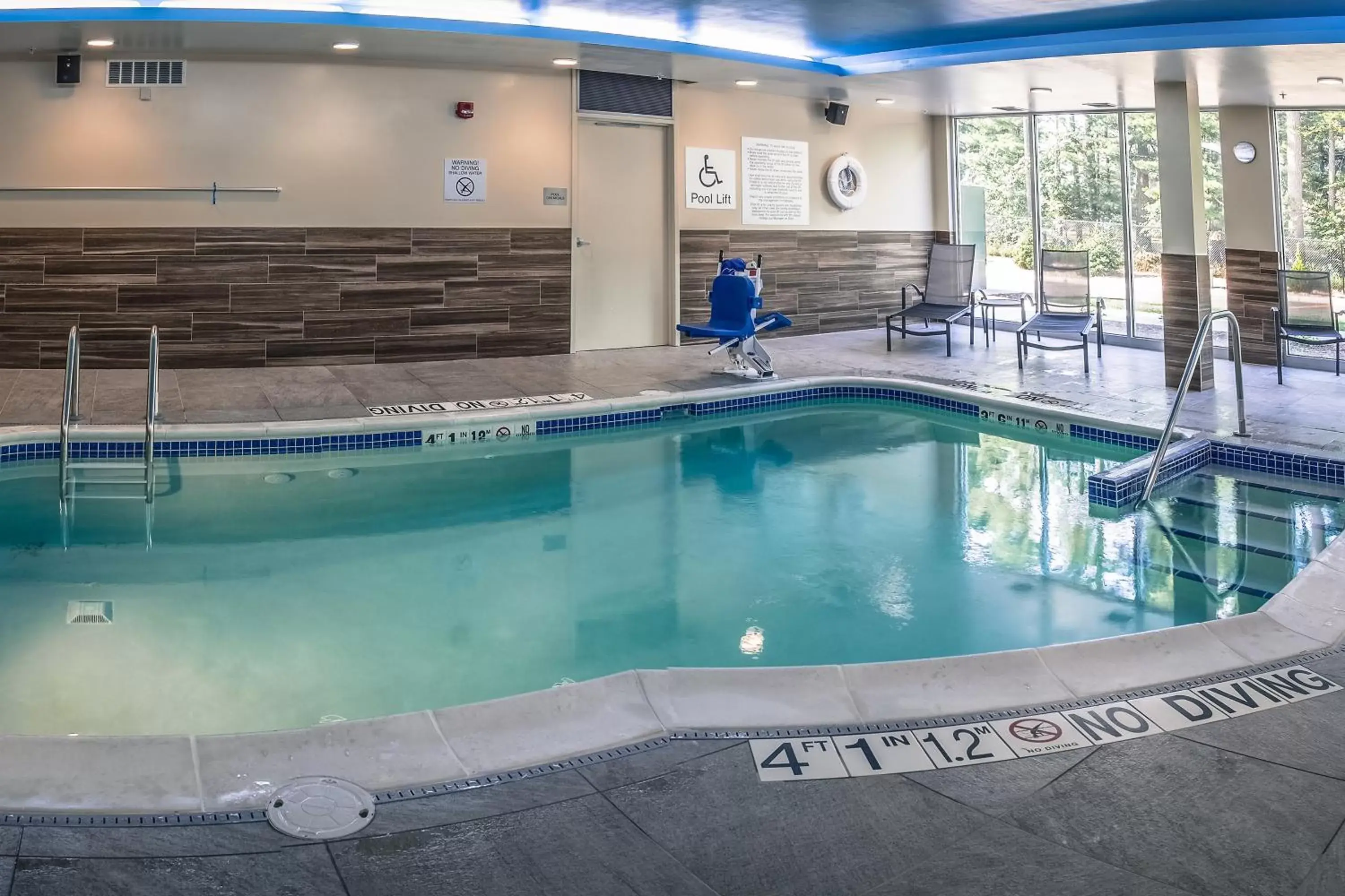 Swimming Pool in Fairfield Inn & Suites by Marriott Wisconsin Dells