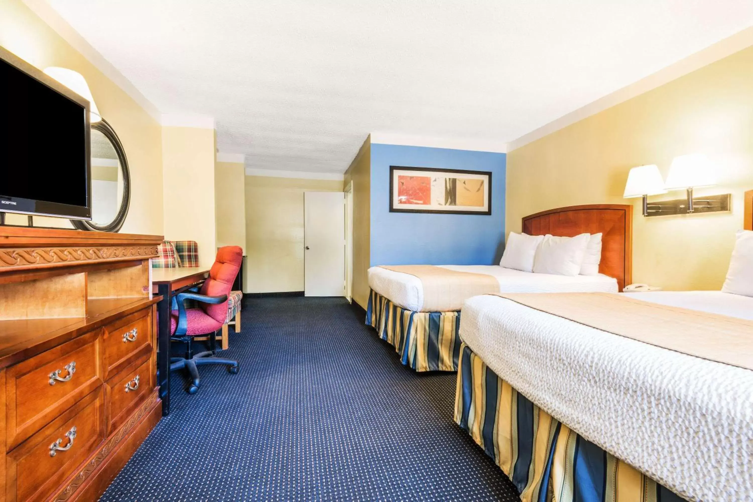 Exterior Room with Two Queen Beds - Non-Smoking in Days Inn by Wyndham Troy