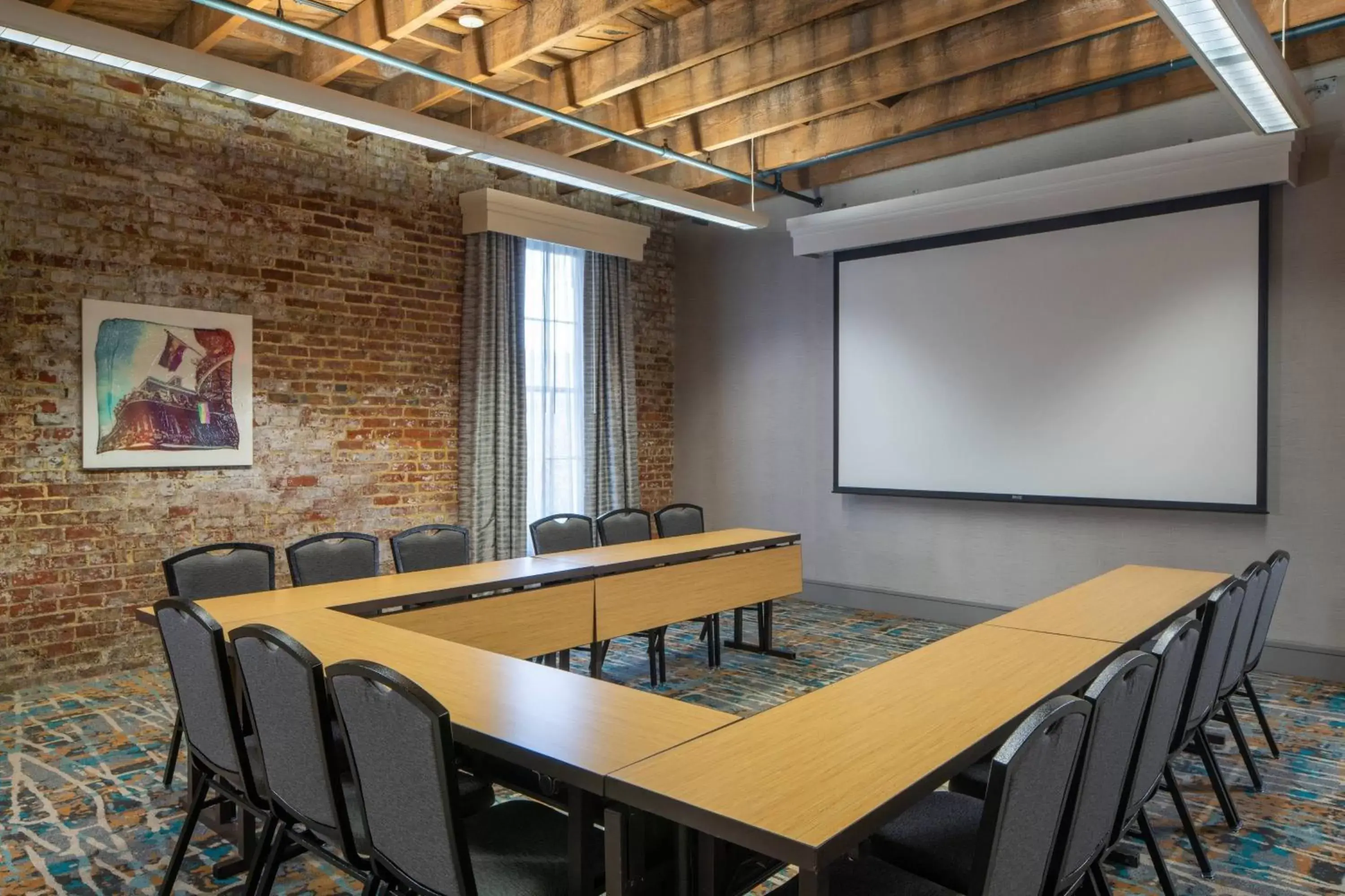 Meeting/conference room in Courtyard by Marriott New Orleans Warehouse Arts District