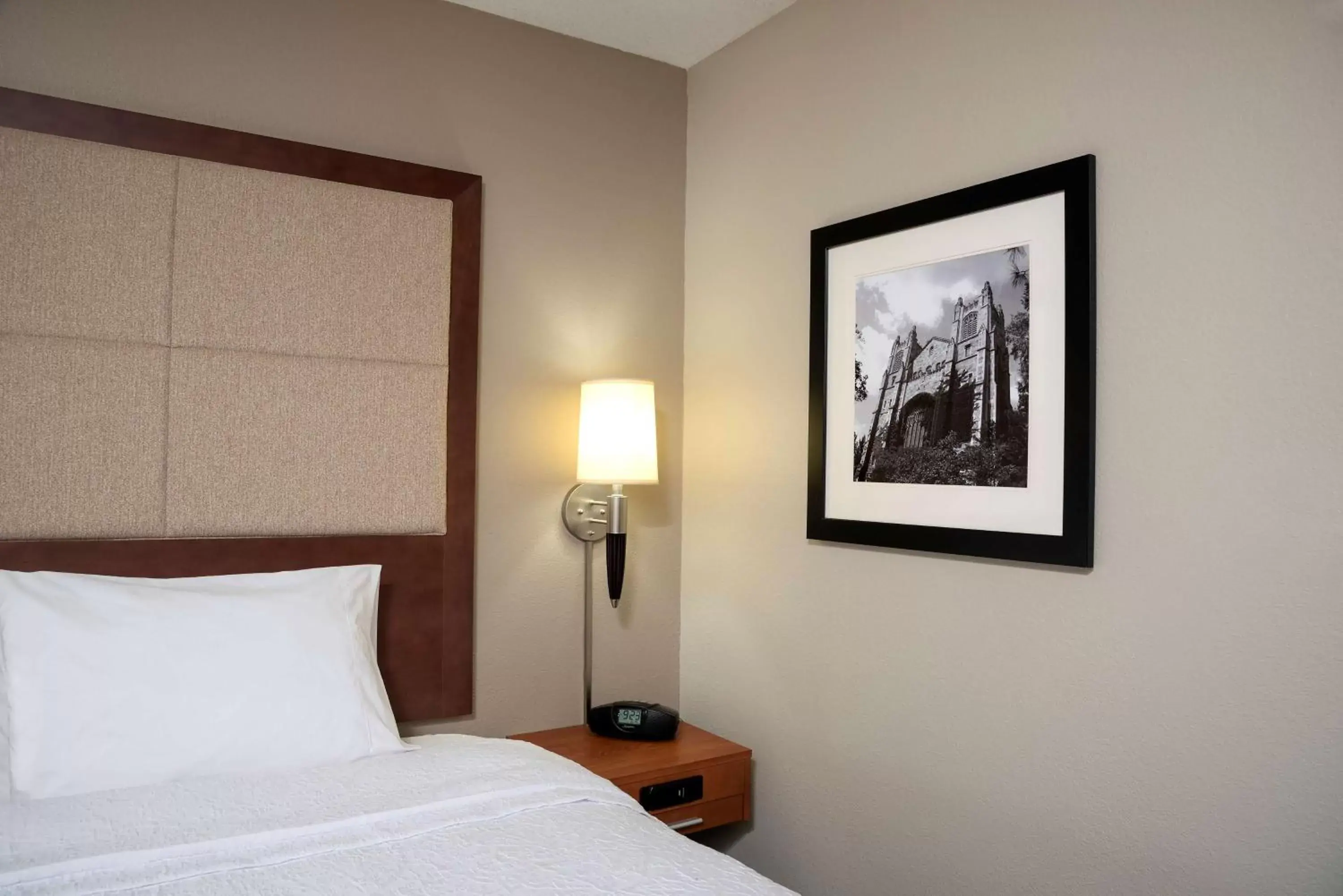 Bed in Larkspur Landing Ann Arbor Bed in Larkspur Landing Ann Arbor