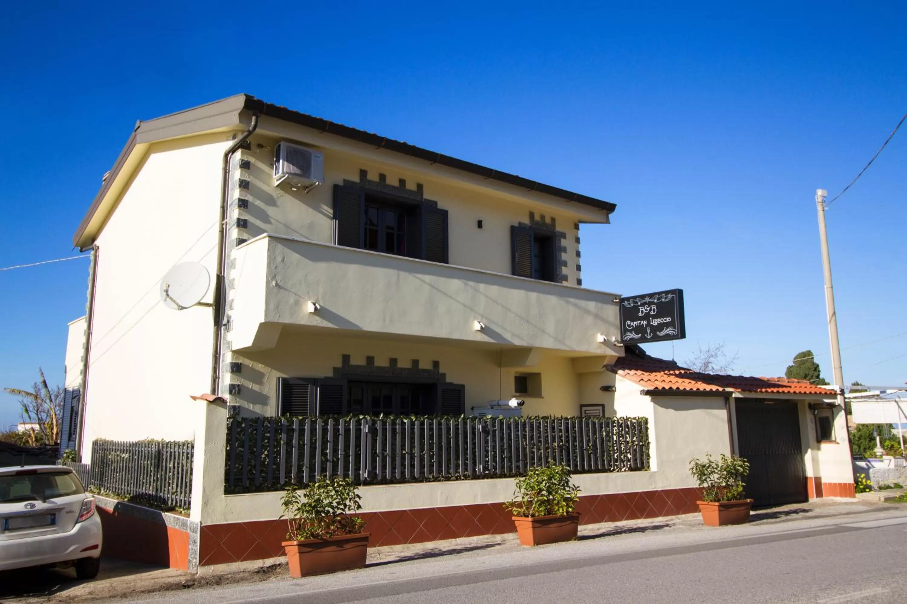 Property building in Guest House Capitan Libeccio