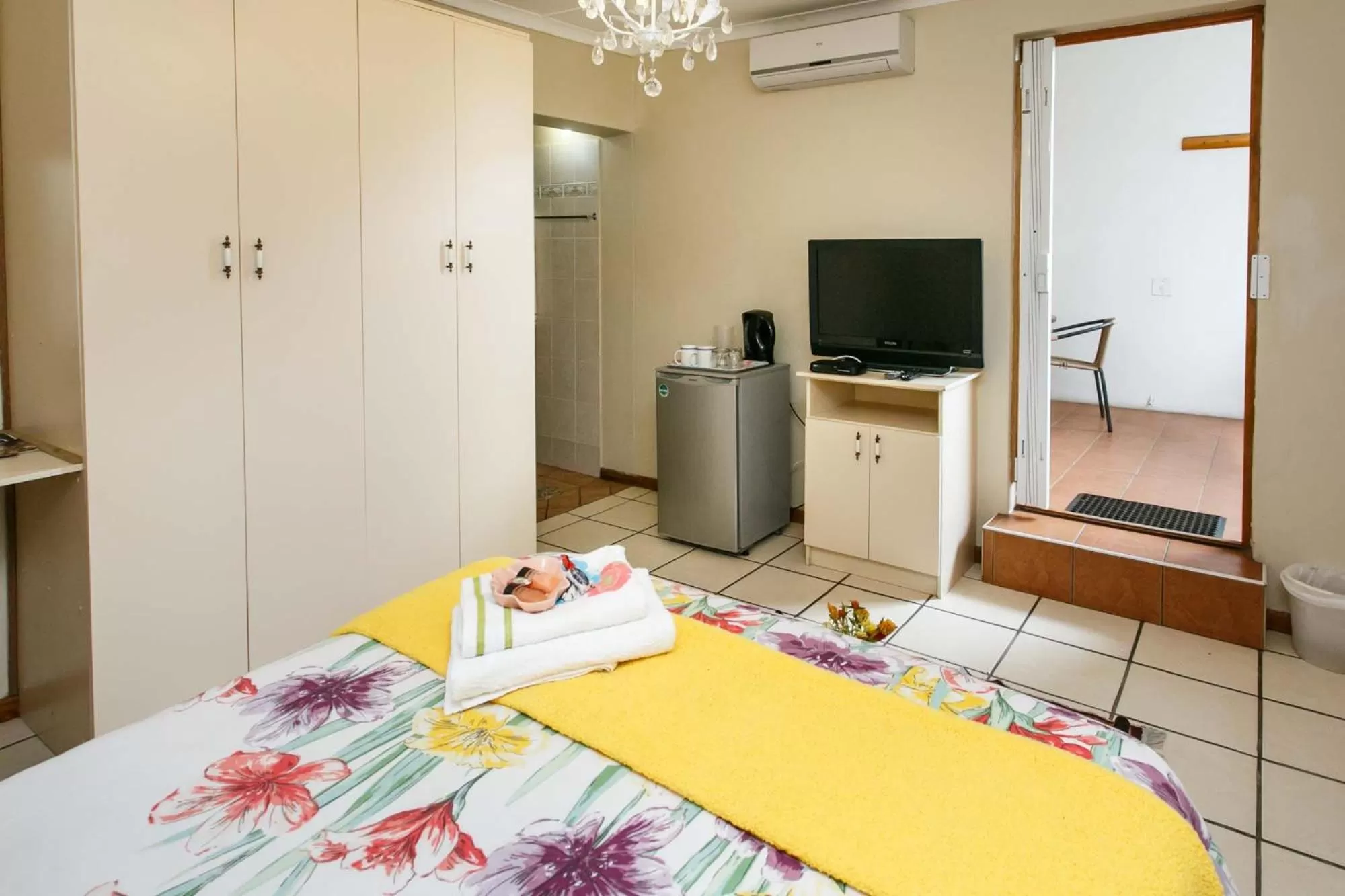 Breakfast, Bed in Langenhoven B&B