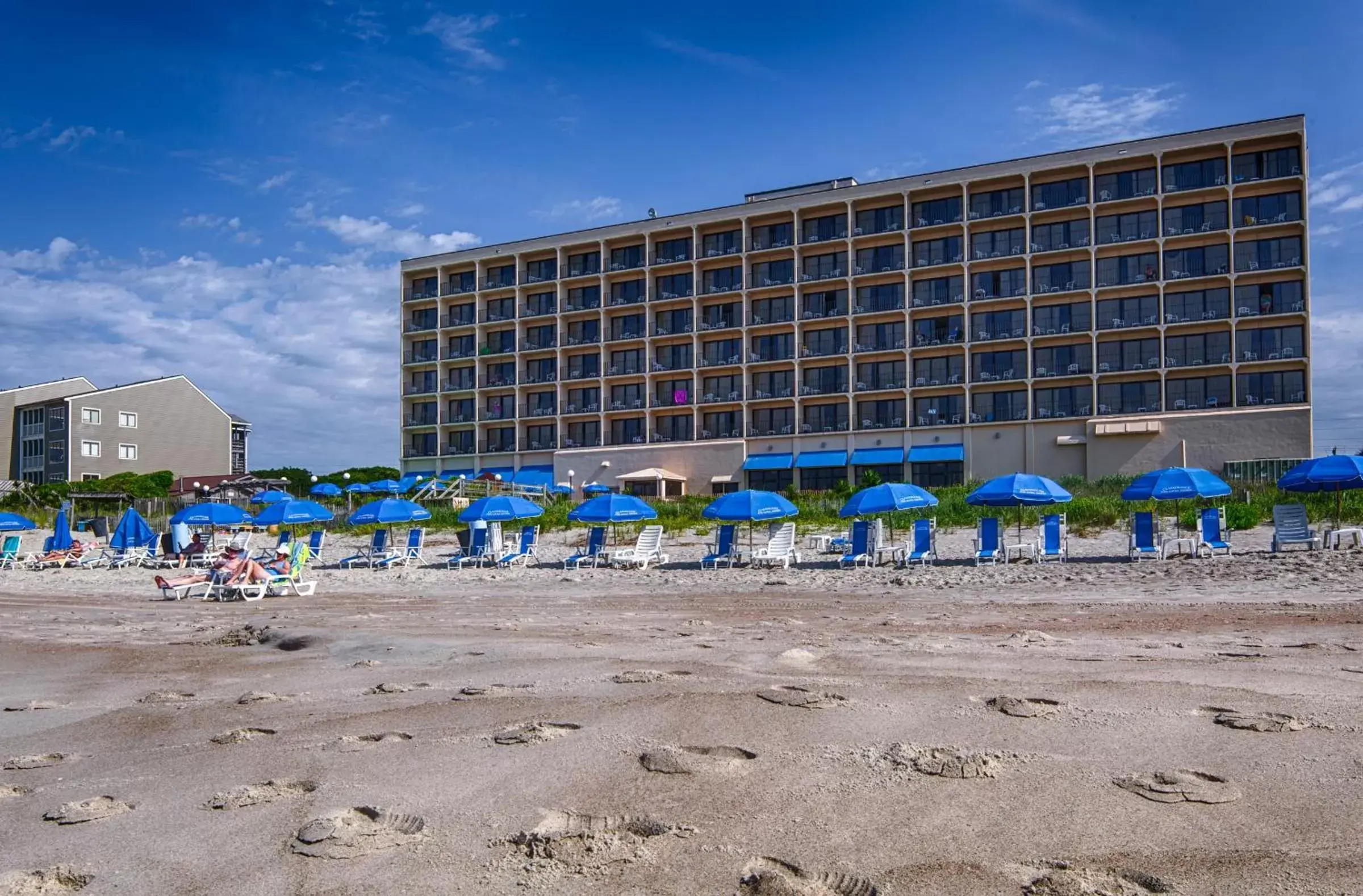 Property building in The Inn at Pine Knoll Shores Oceanfront