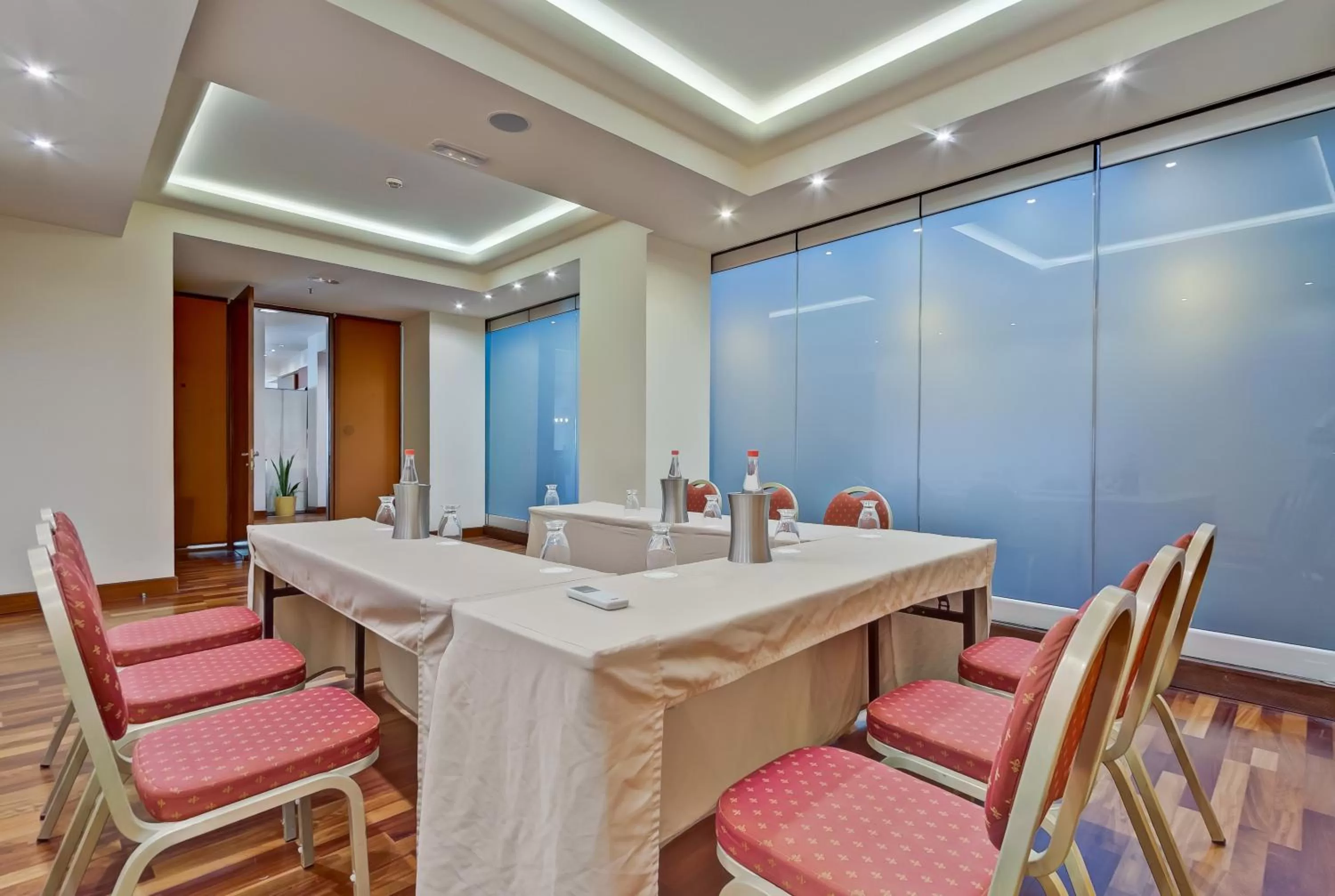 Meeting/conference room in Marin Hotel