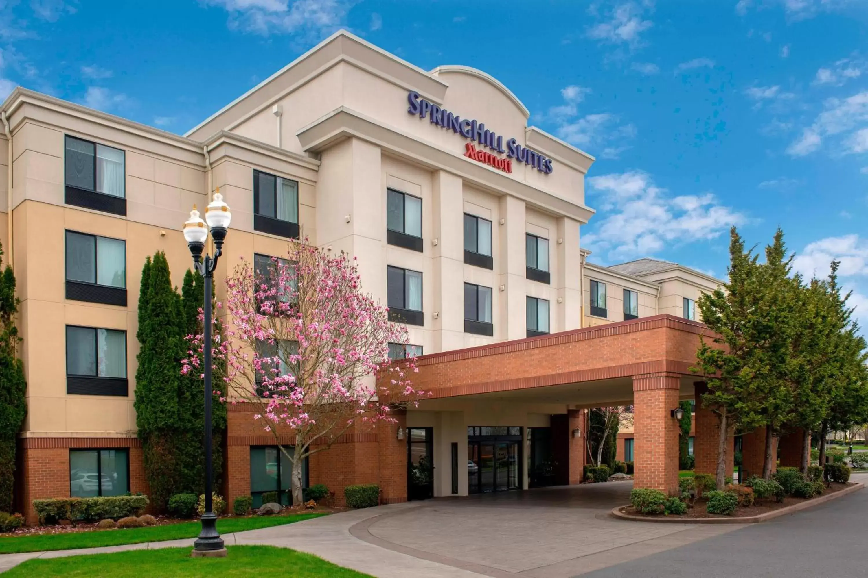 Property Building in SpringHill Suites by Marriott Portland Hillsboro