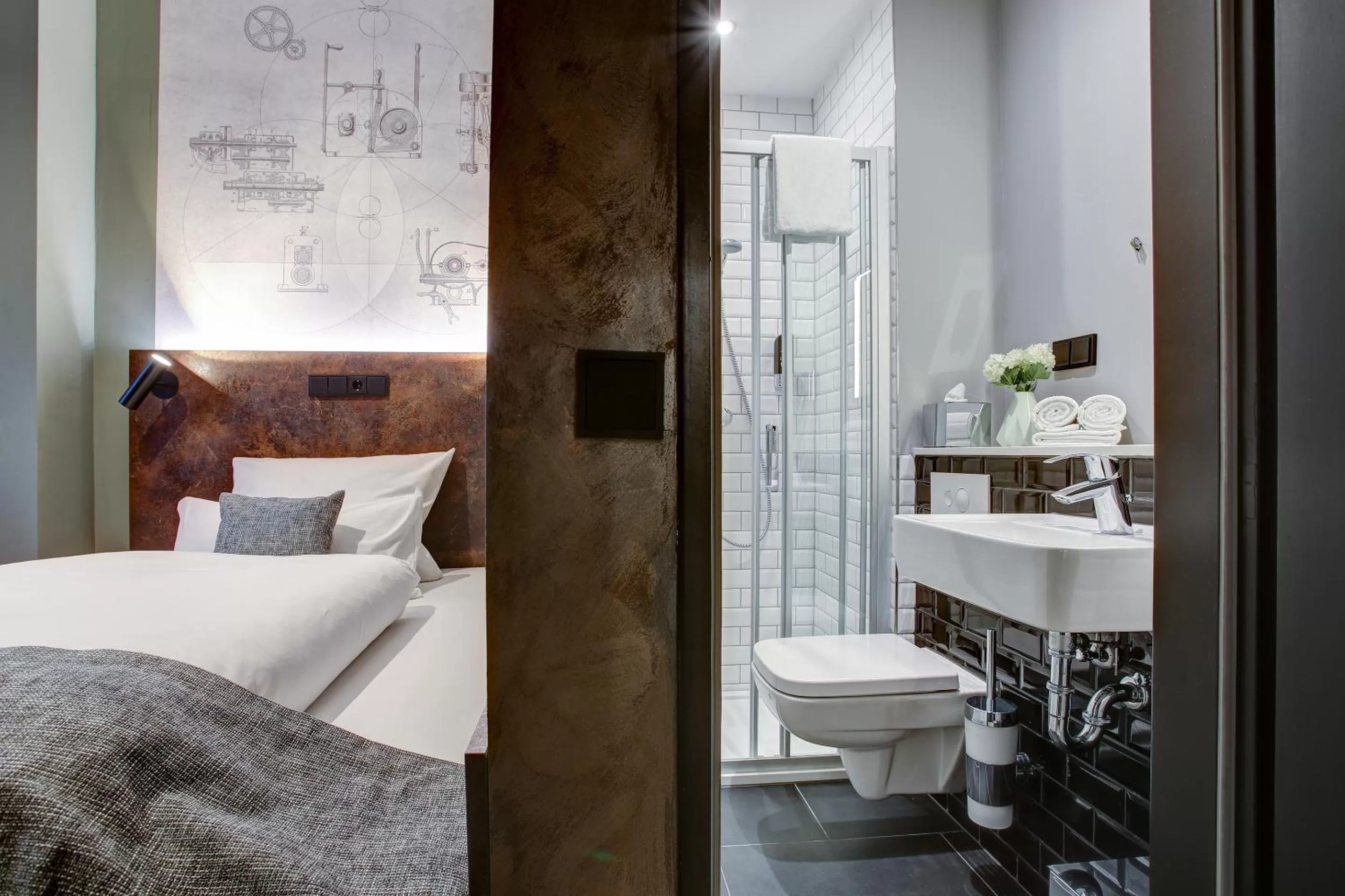 Photo of the whole room in Boutique Essen City