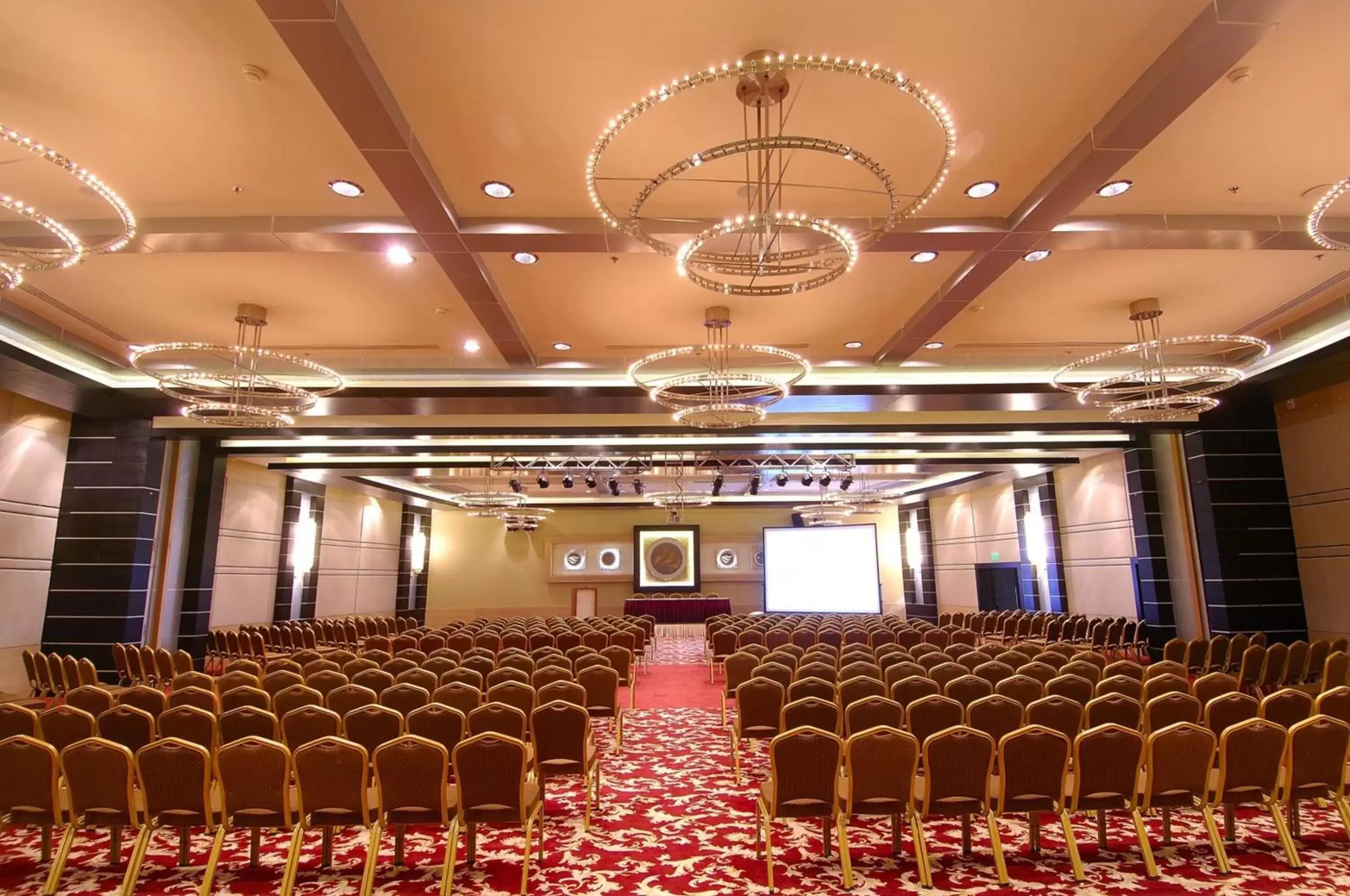 Meeting/conference room in Dedeman Konya Hotel Convention Center