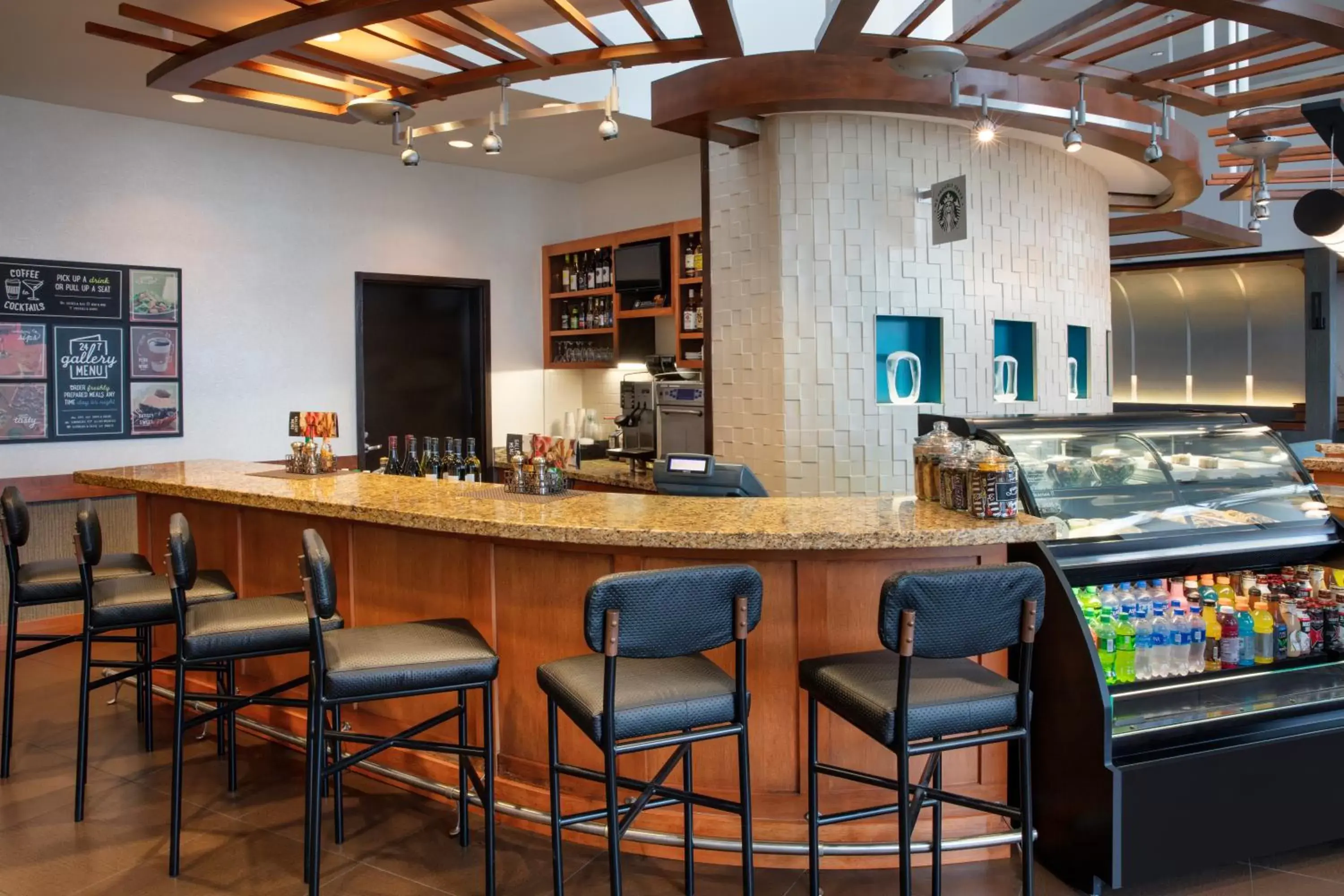 Restaurant/places to eat, Lounge/Bar in Hyatt Place Reno-Tahoe Airport