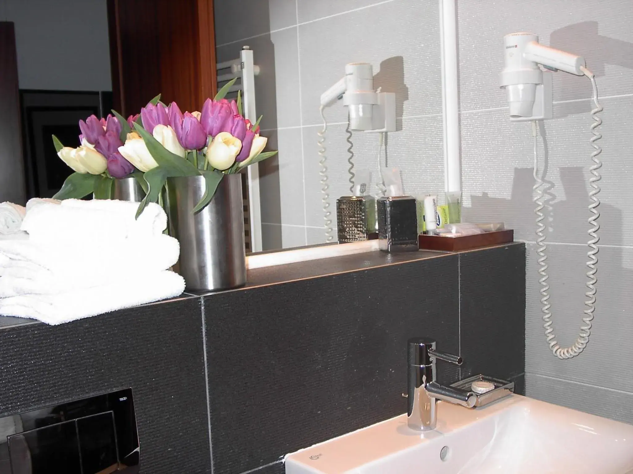 Shower, Bathroom in Hotel Unique Bucharest