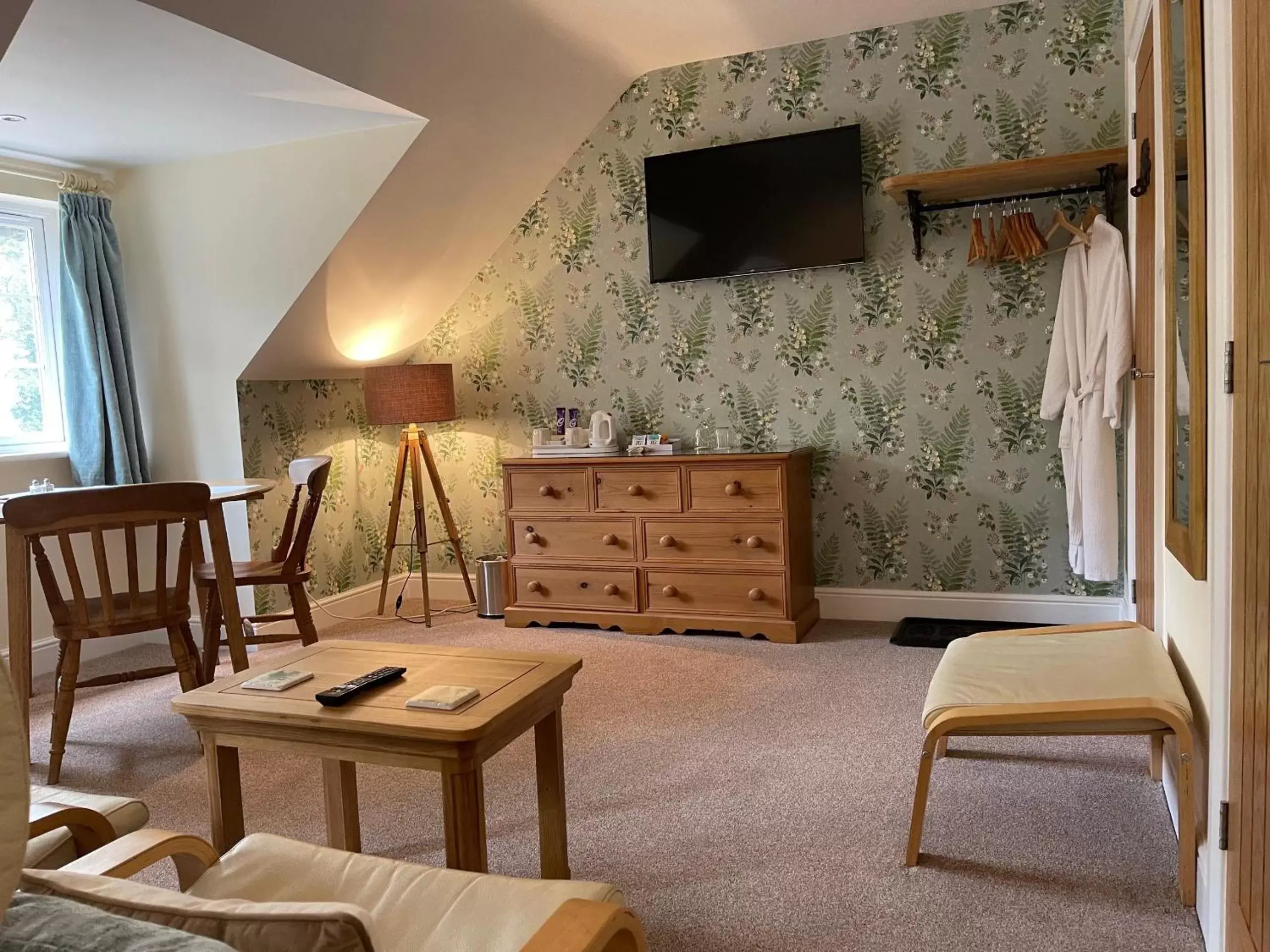 Bedroom, TV/Entertainment Center in Lancasters Cottage