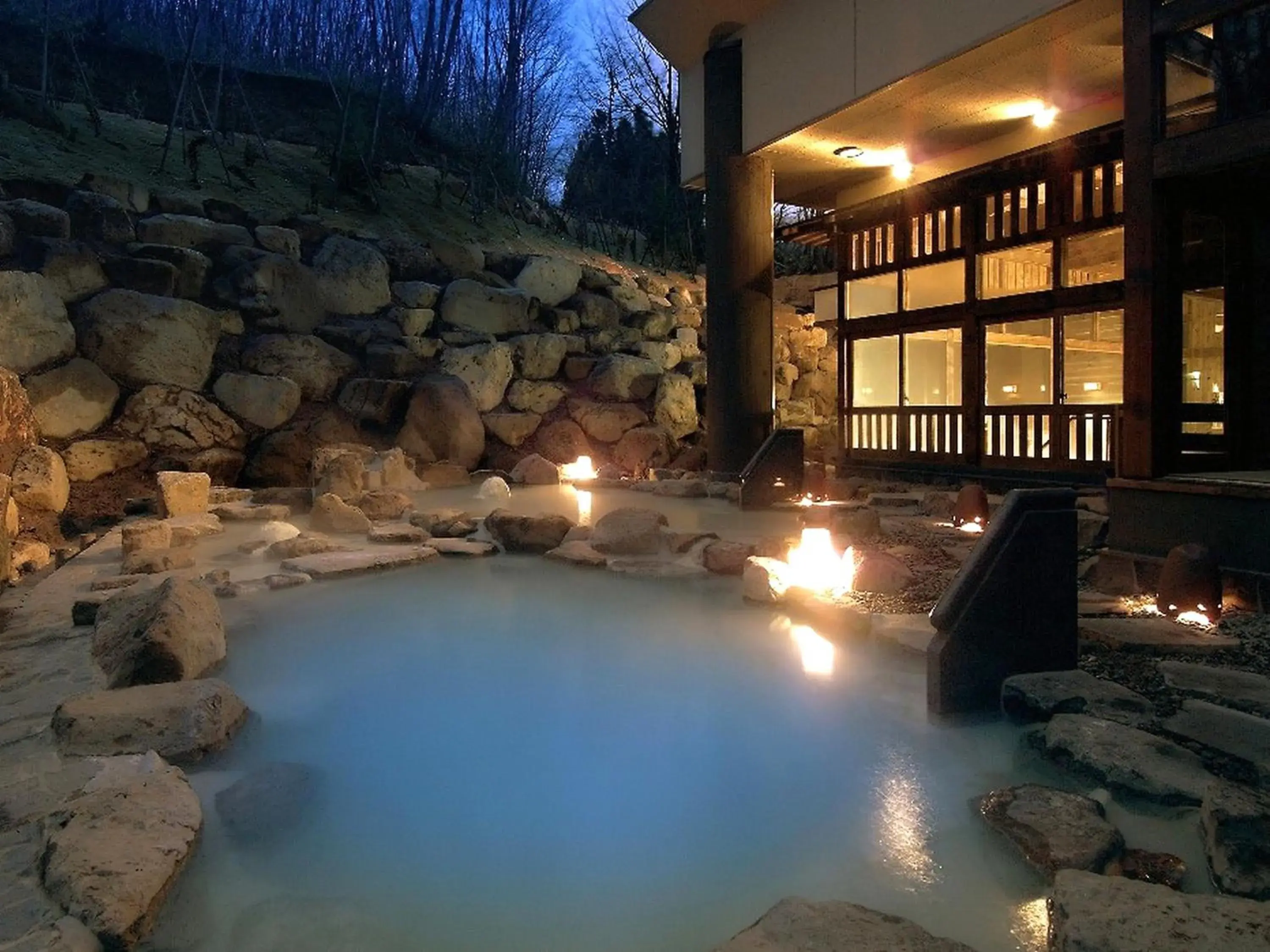 Open Air Bath, Swimming Pool in Zao Kokusai Hotel