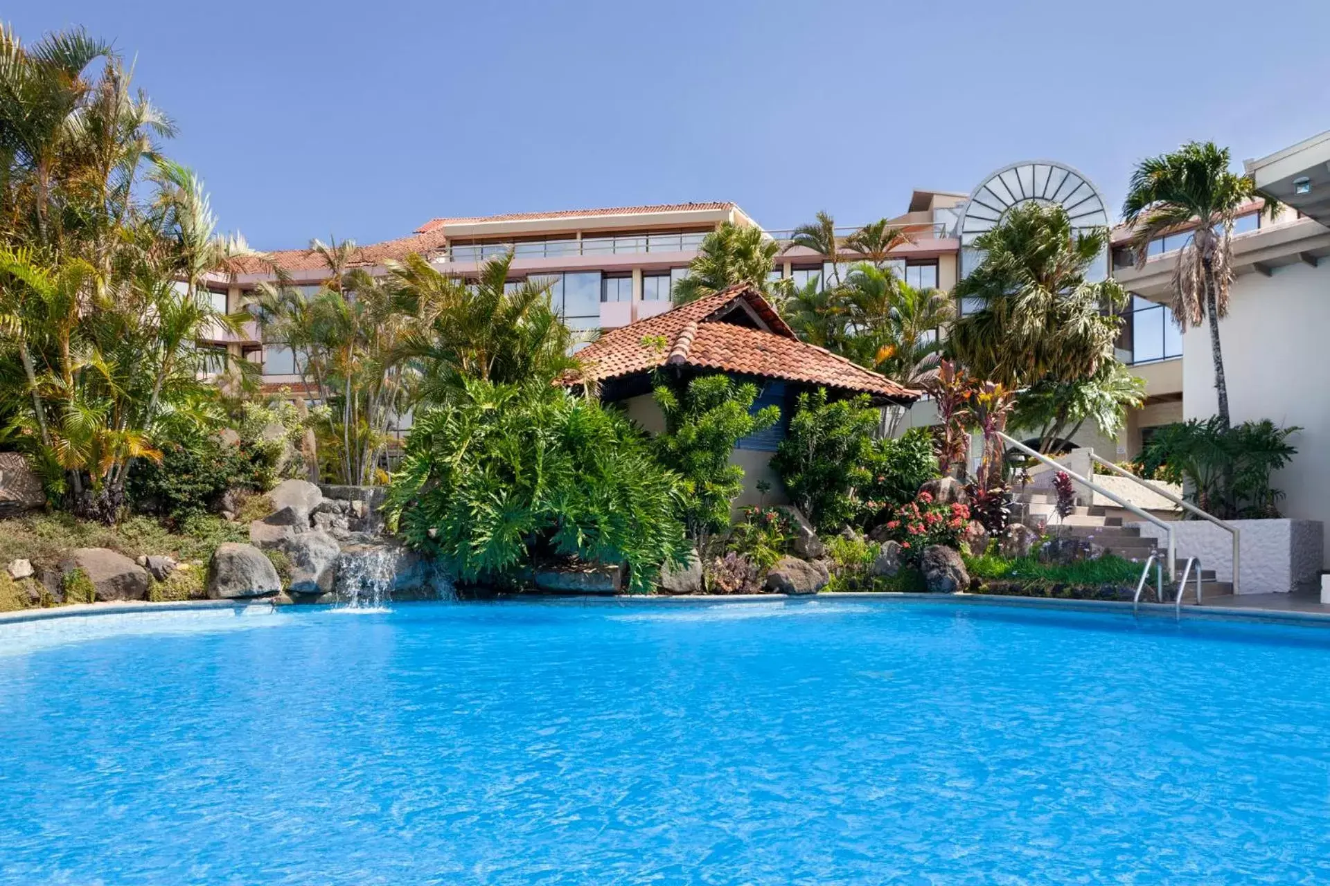 Swimming Pool in Wyndham San Jose Herradura