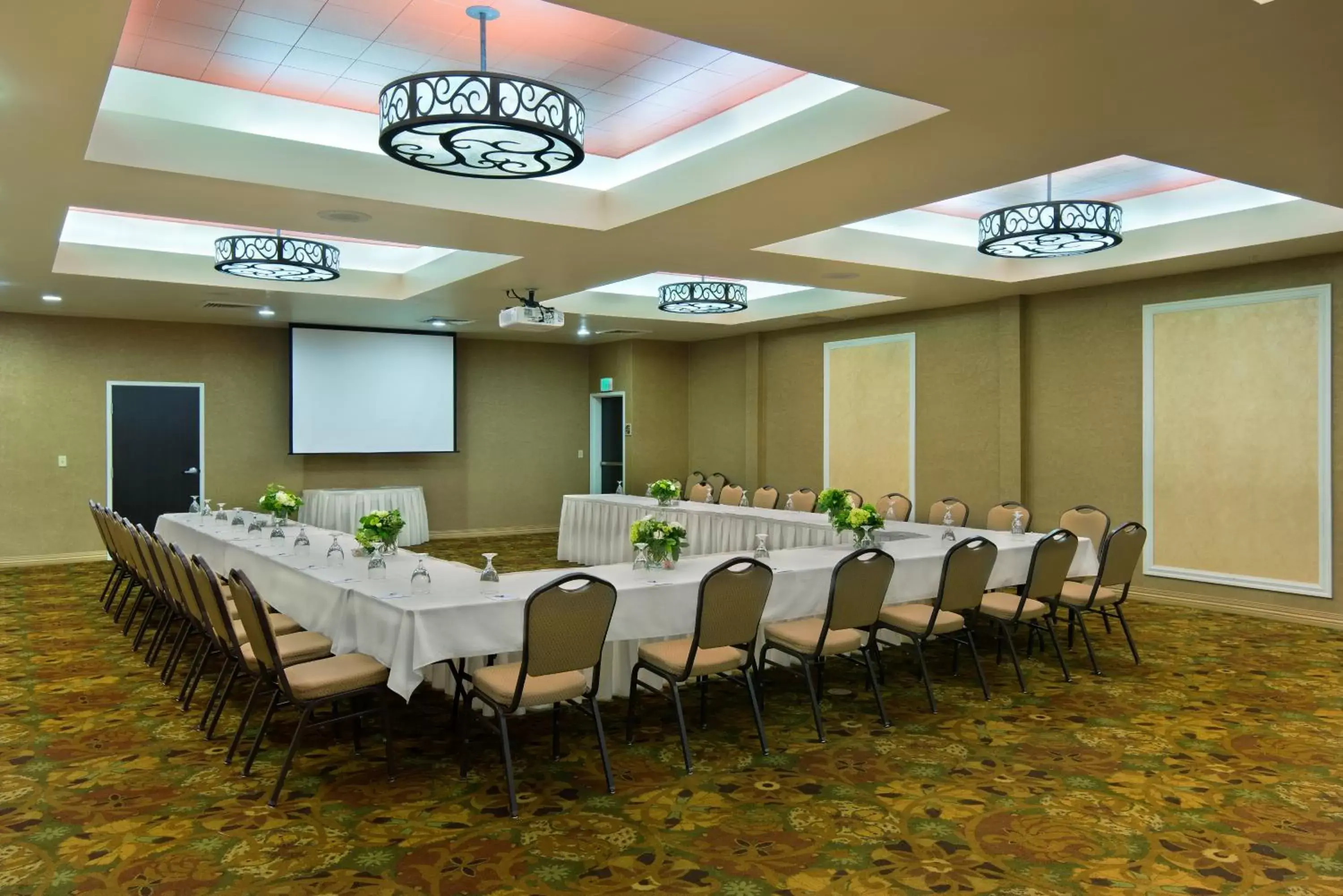 Meeting/conference room, Business Area/Conference Room in Oxford Suites Boise