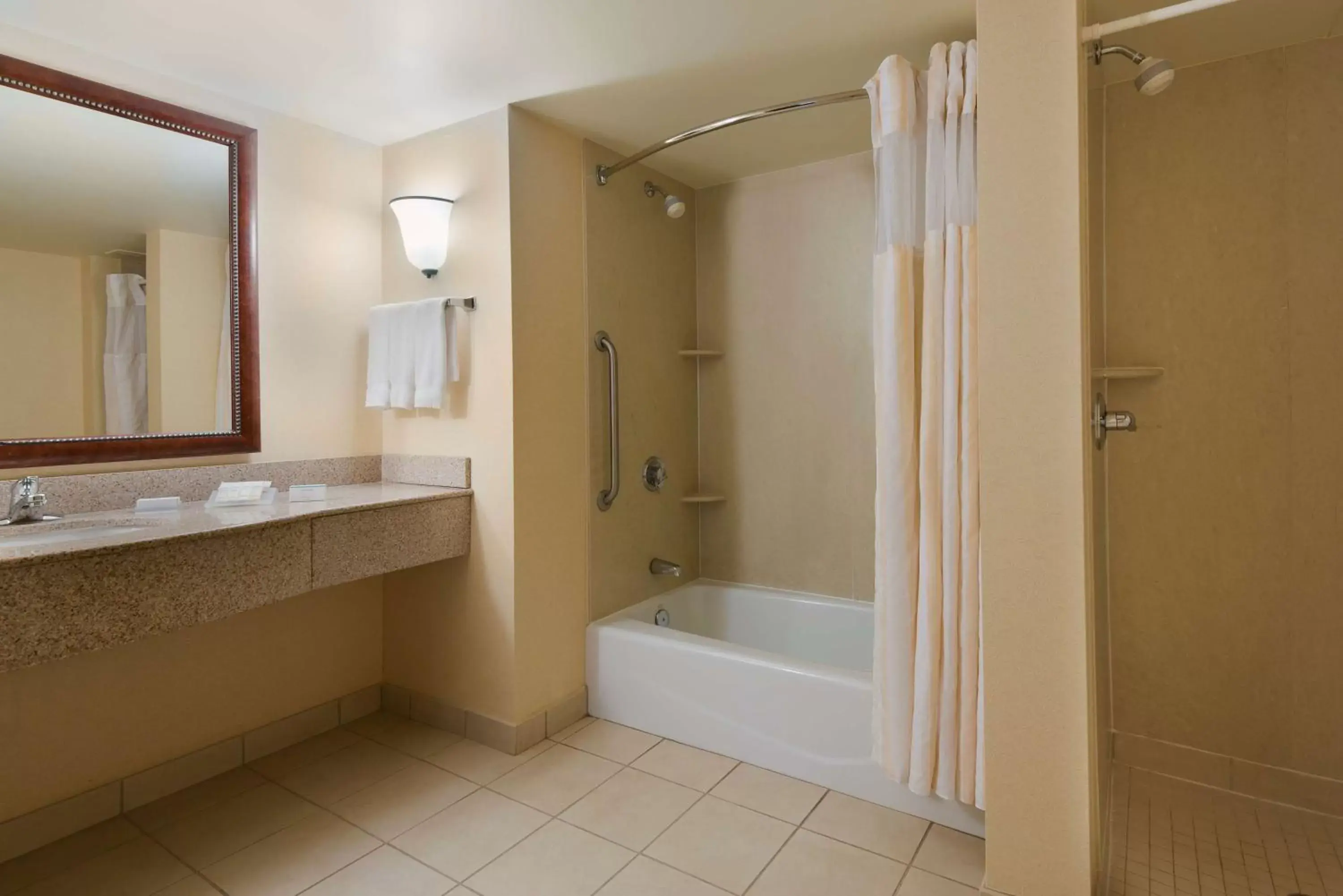 Bathroom in Hilton Garden Inn Washington DC/Greenbelt