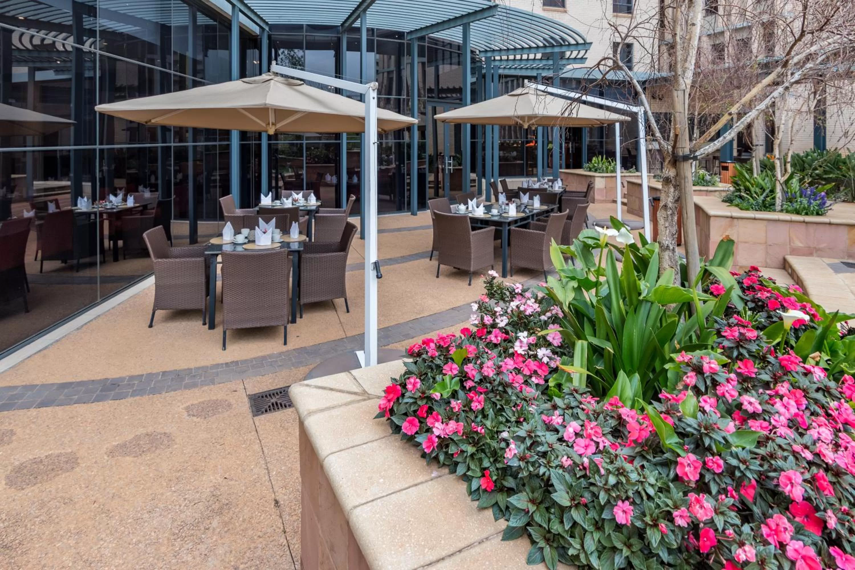 Patio in City Lodge Hotel Hatfield, Pretoria