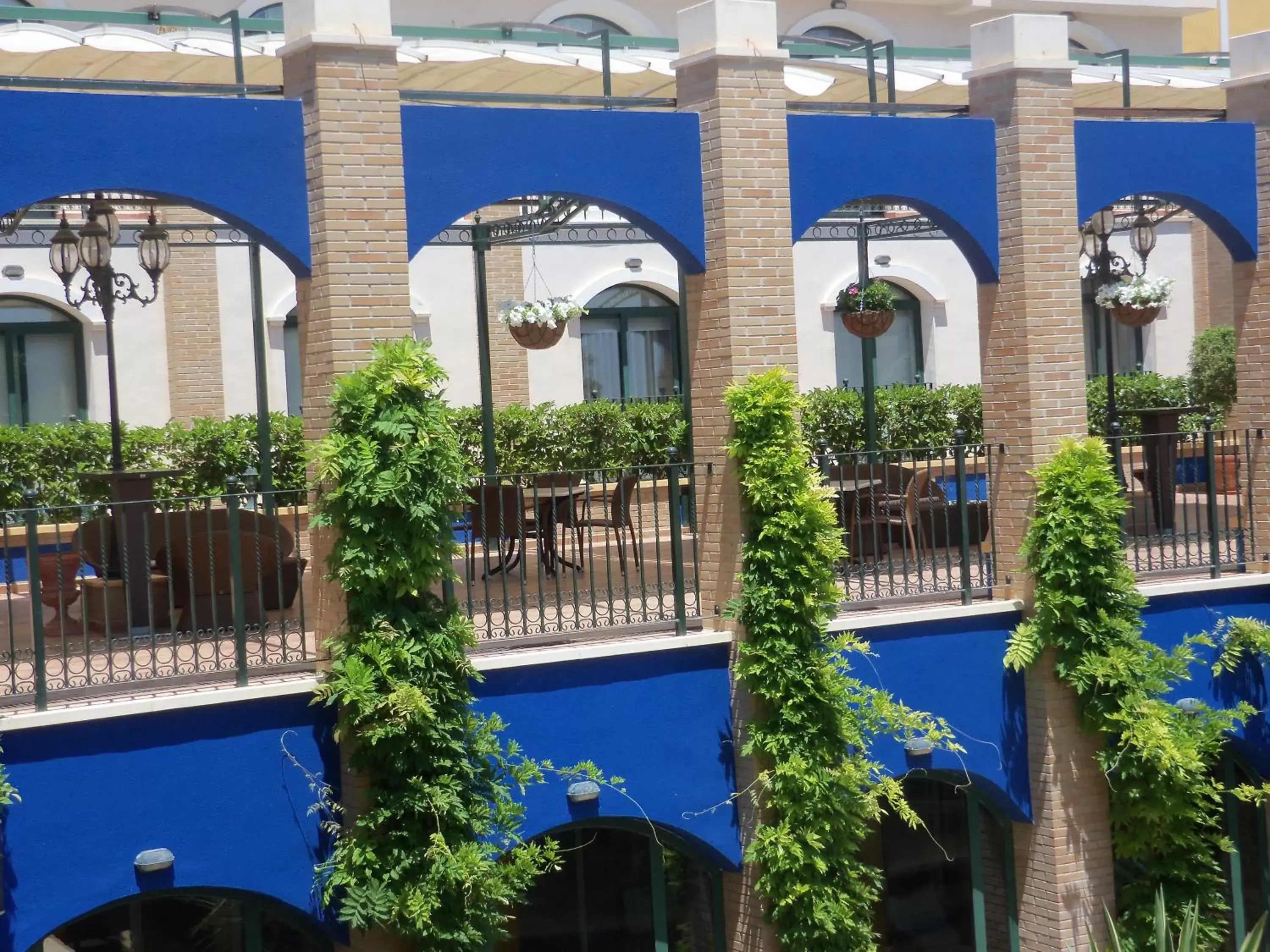 Day, Pool View in Hotel La Laguna Spa & Golf