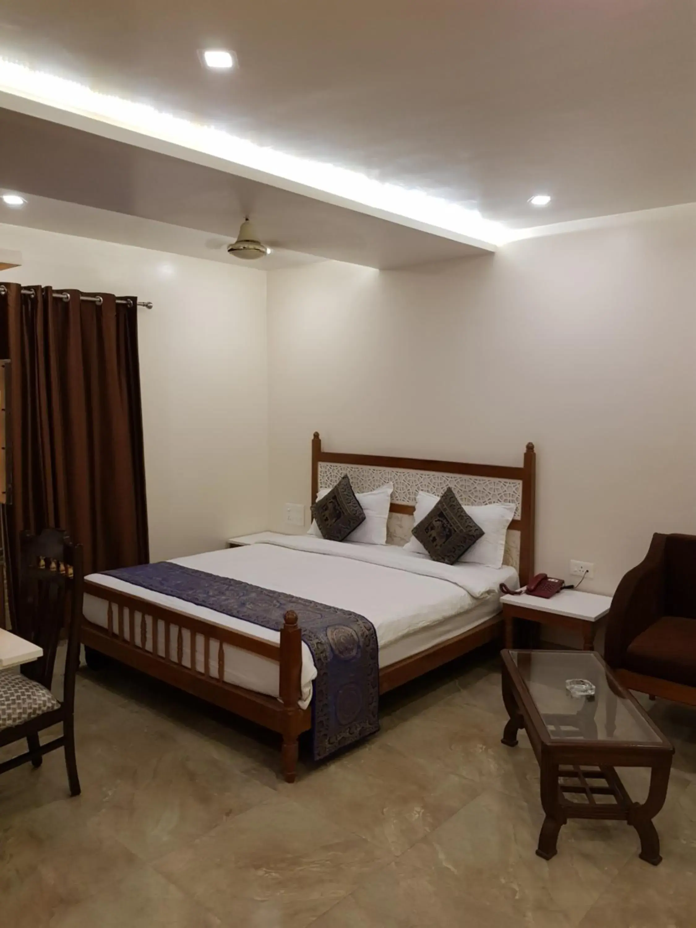 Bed in Hotel Banaras Haveli