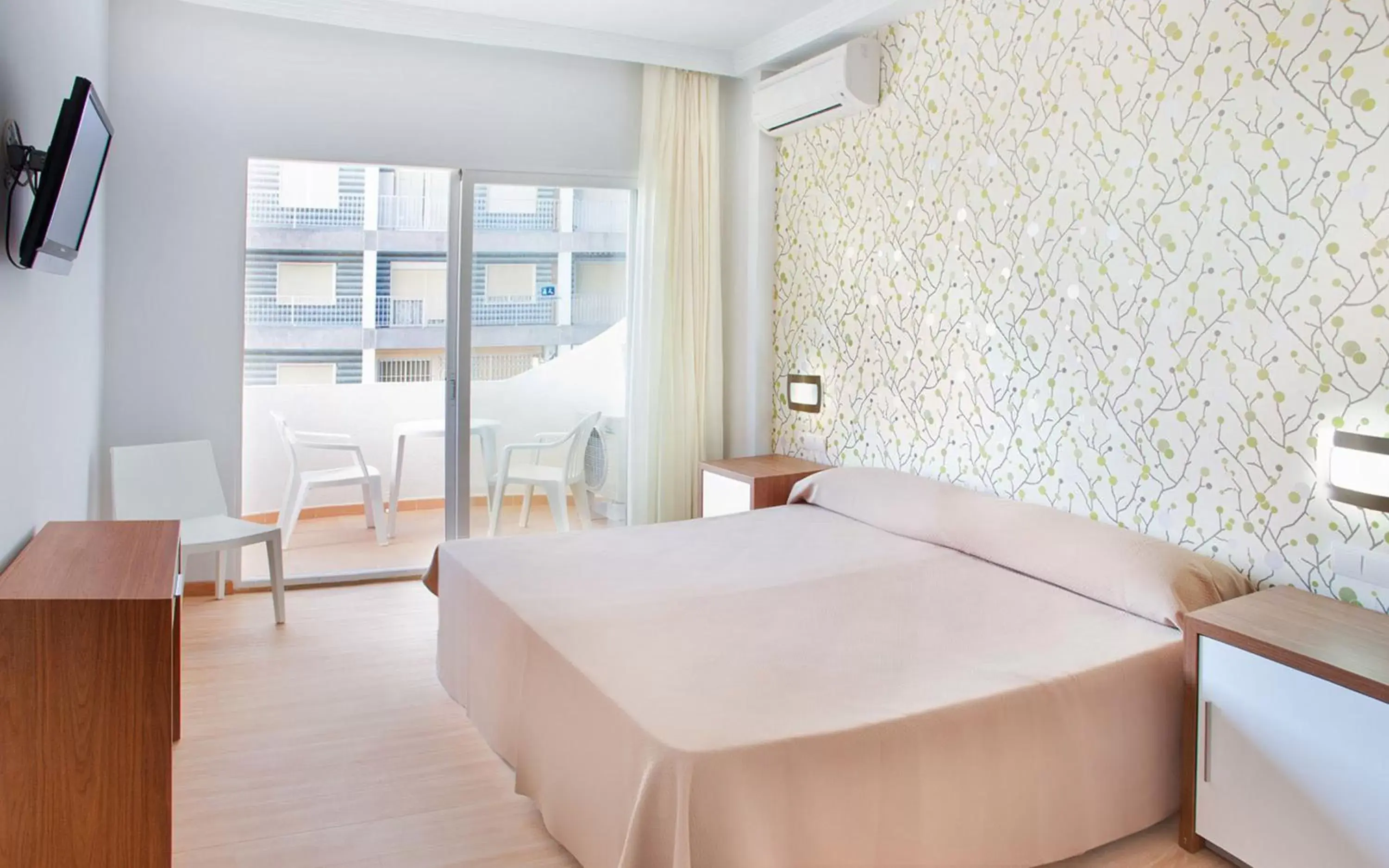 Day, Bed in Hotel RH Riviera - Adults Only