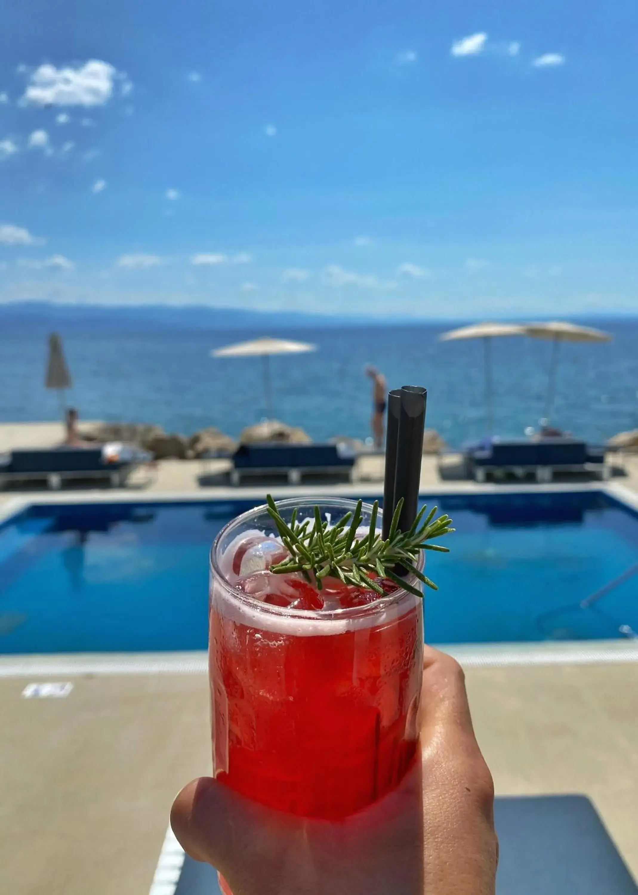 Food and drinks, Swimming Pool in Hotel Savoy