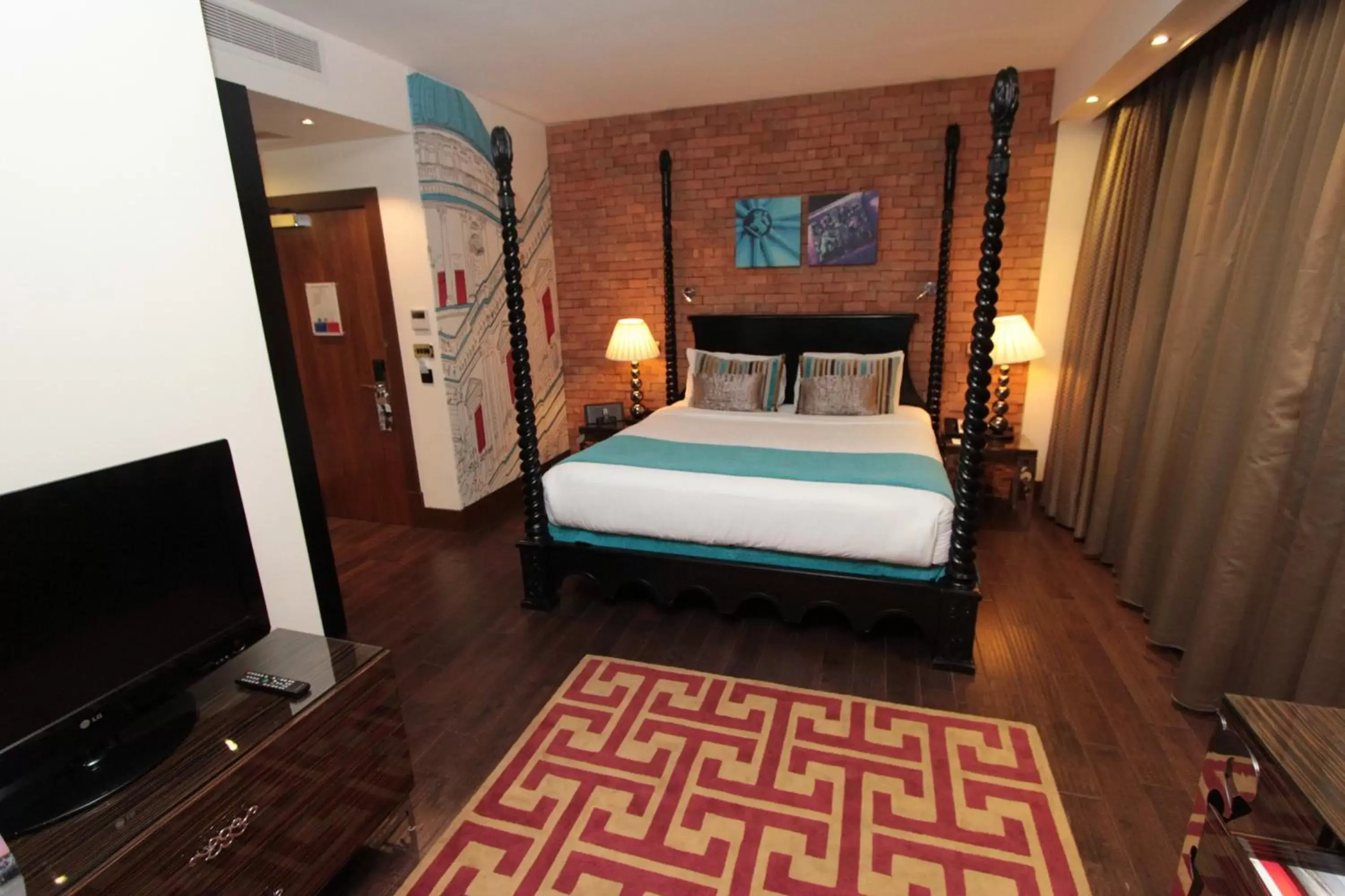 Executive Double Room in Hotel Indigo London Tower Hill, an IHG Hotel Executive Double Room in Hotel Indigo London Tower Hill, an IHG Hotel