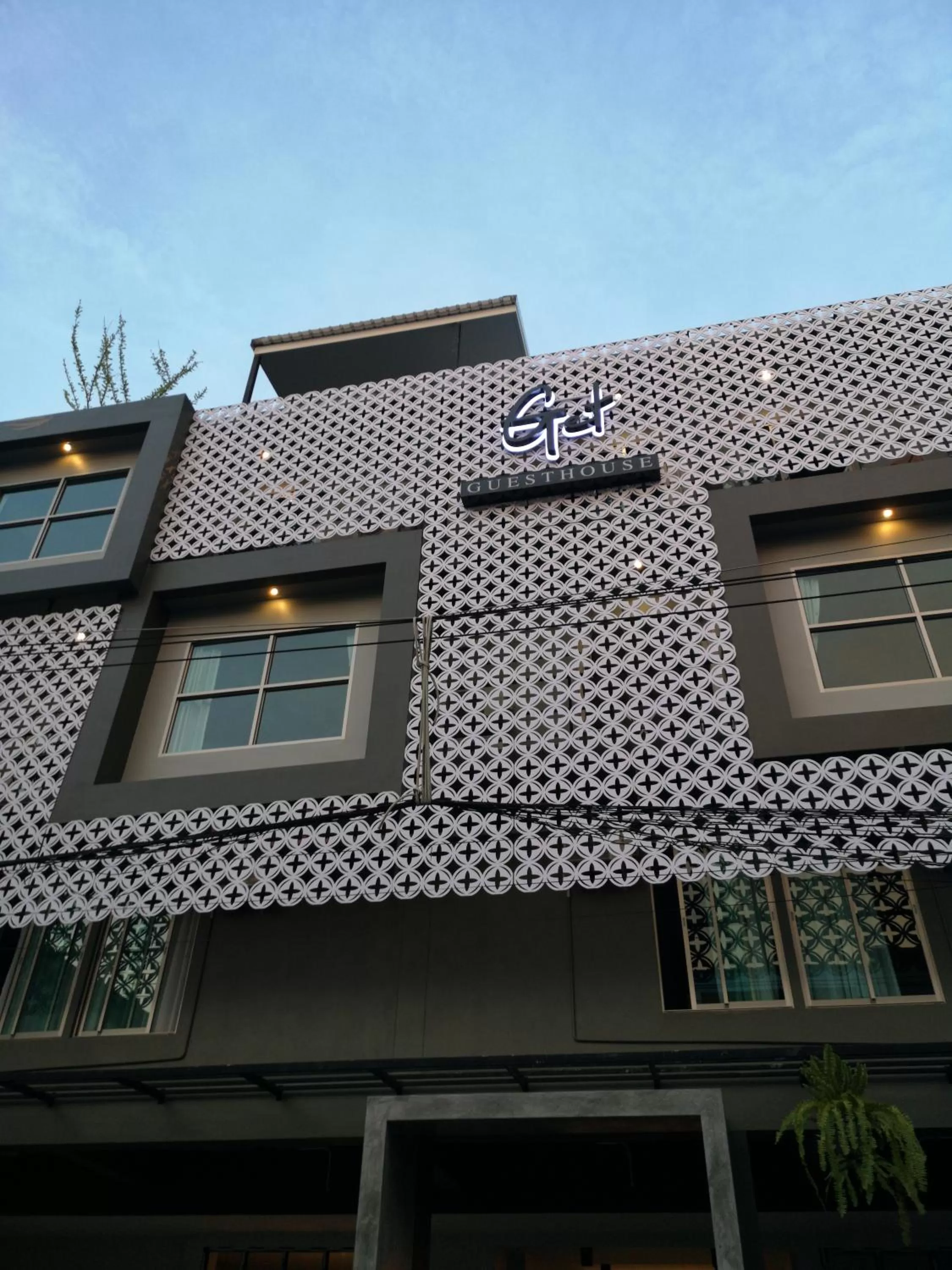 Get GuestHouse 2 ( Sangsri soi 4)