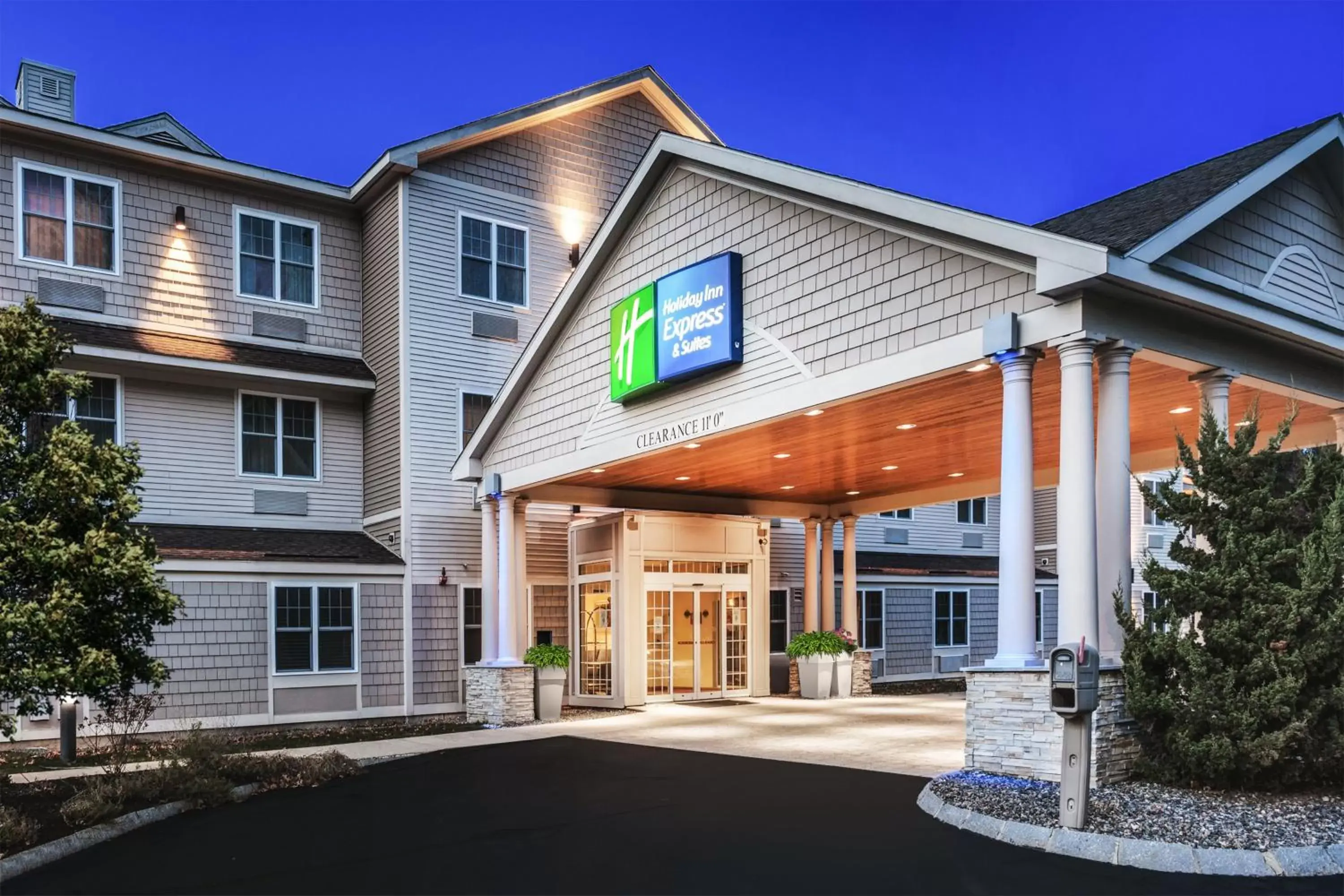Property Building in Holiday Inn Express Hotel & Suites Hampton South-Seabrook, an IHG Hotel