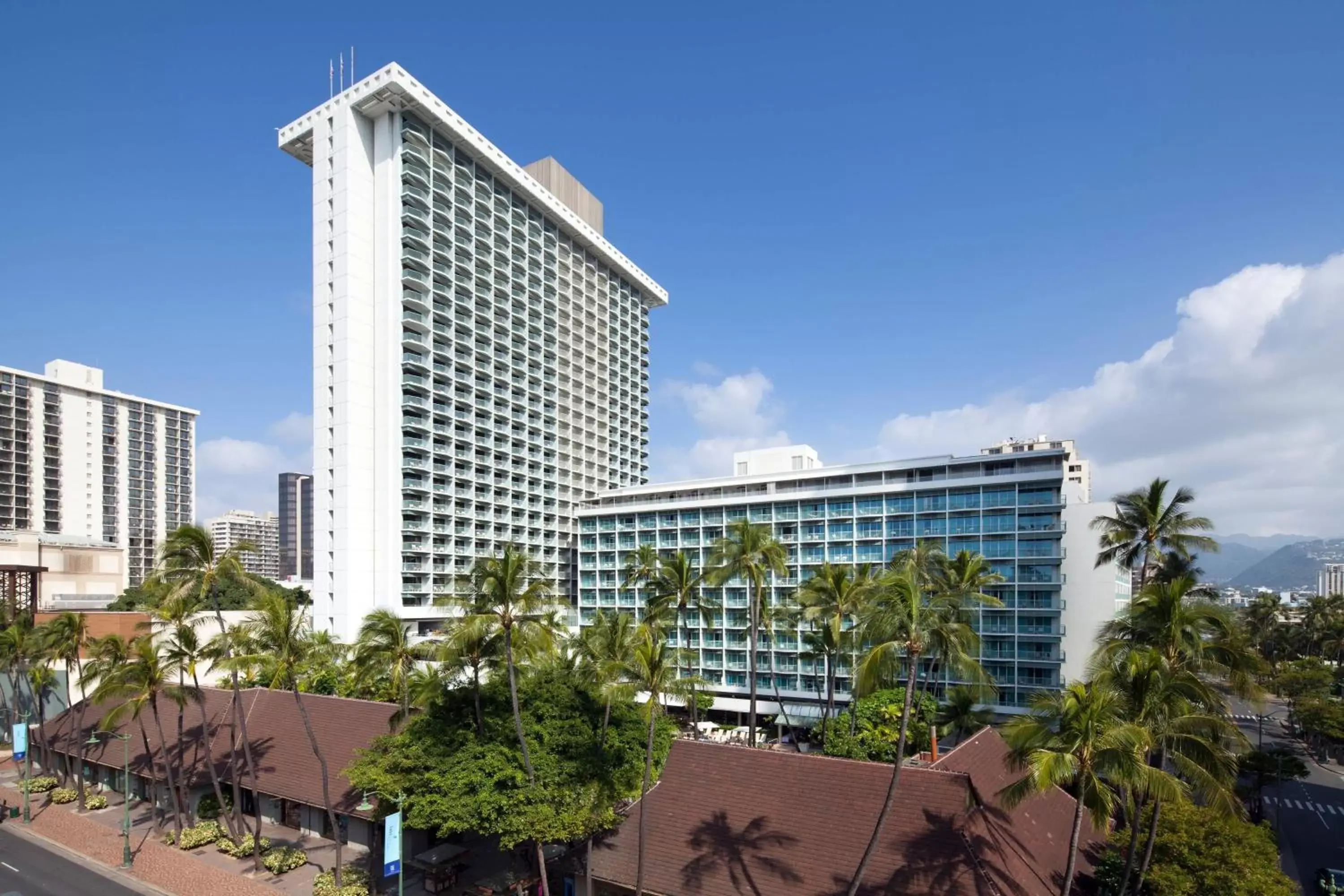 Property building in Sheraton Princess Kaiulani