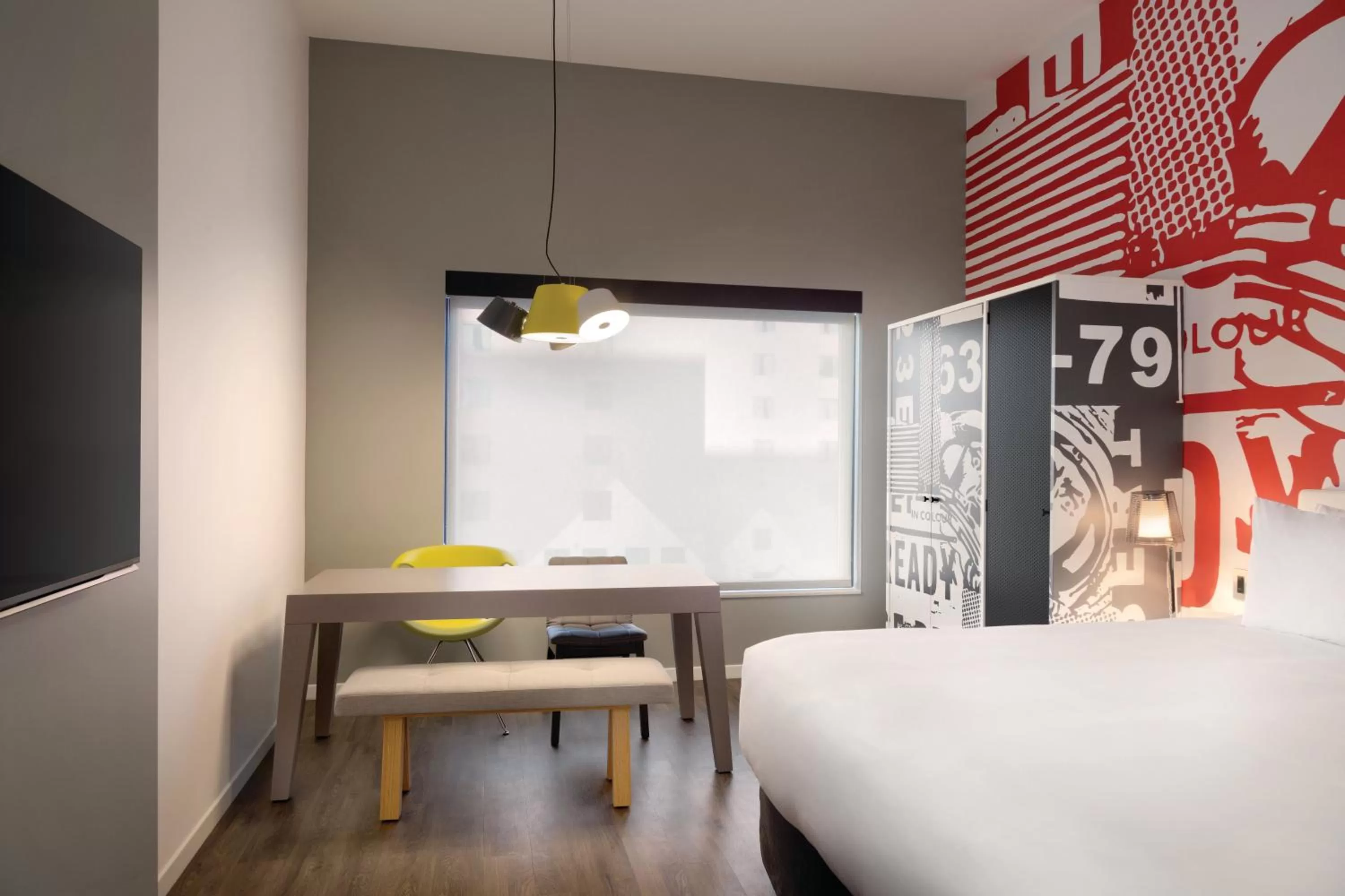 Photo of the whole room, Bed in Radisson Red Minneapolis Downtown