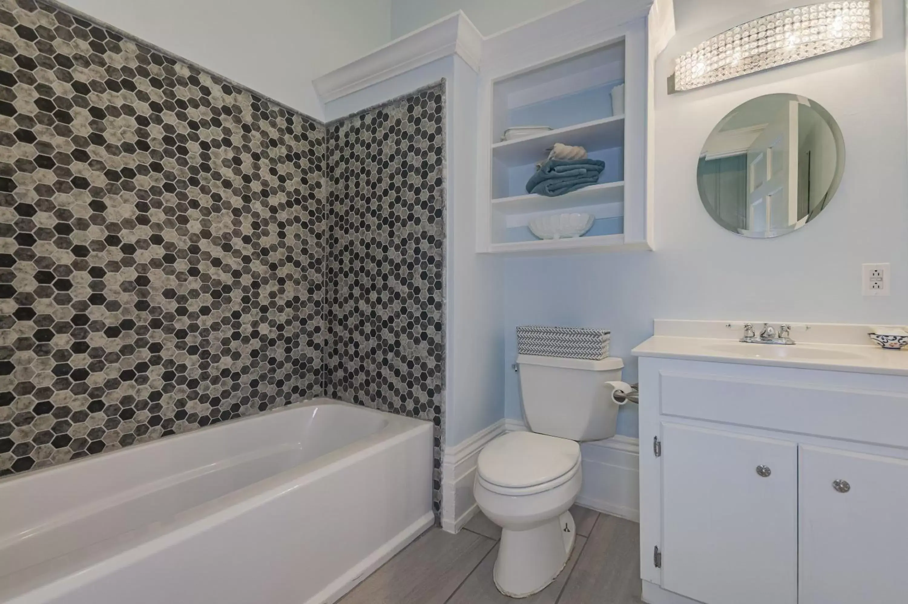 Bathroom in The Duff Green Mansion