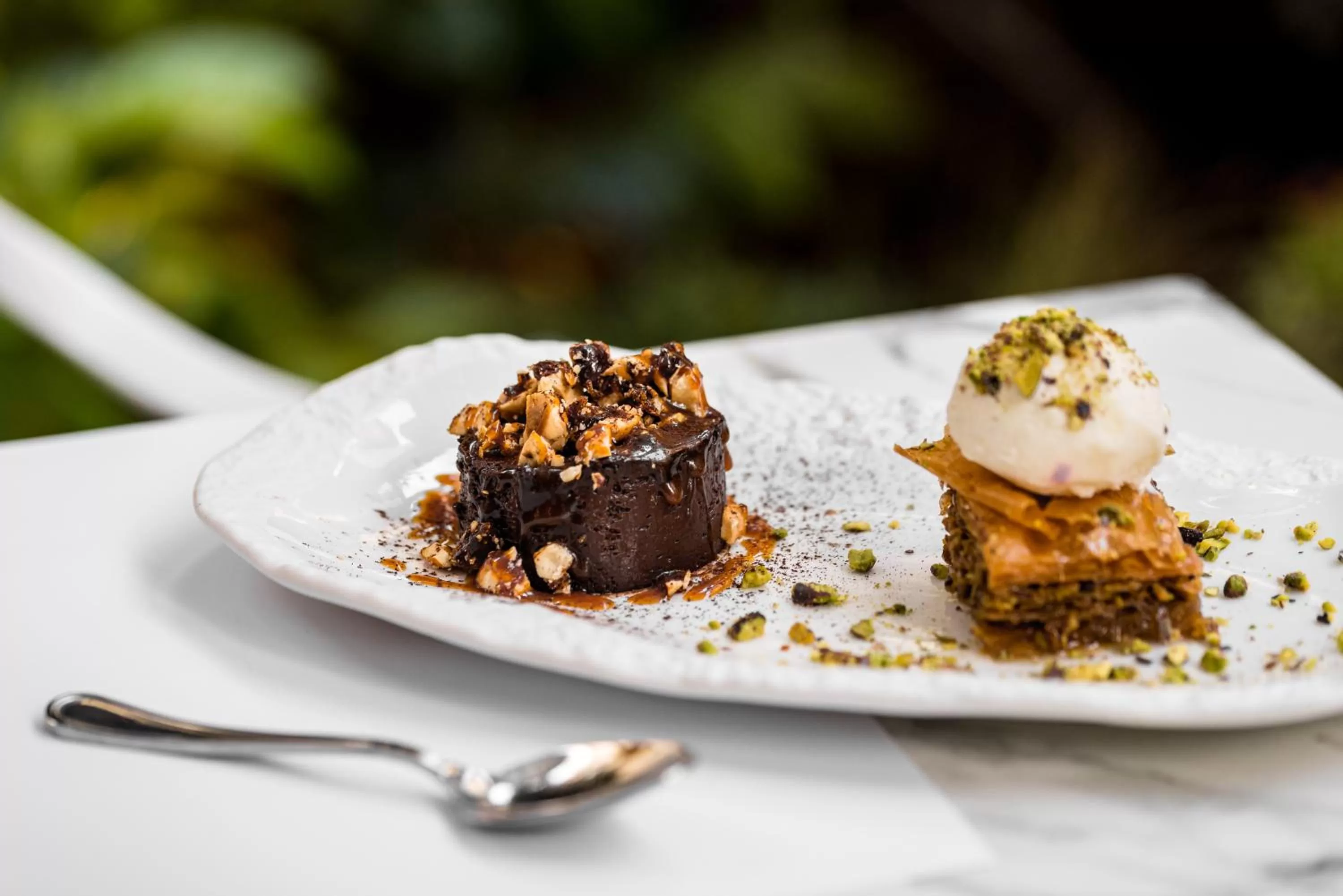 Restaurant/places to eat in Acanthus blue