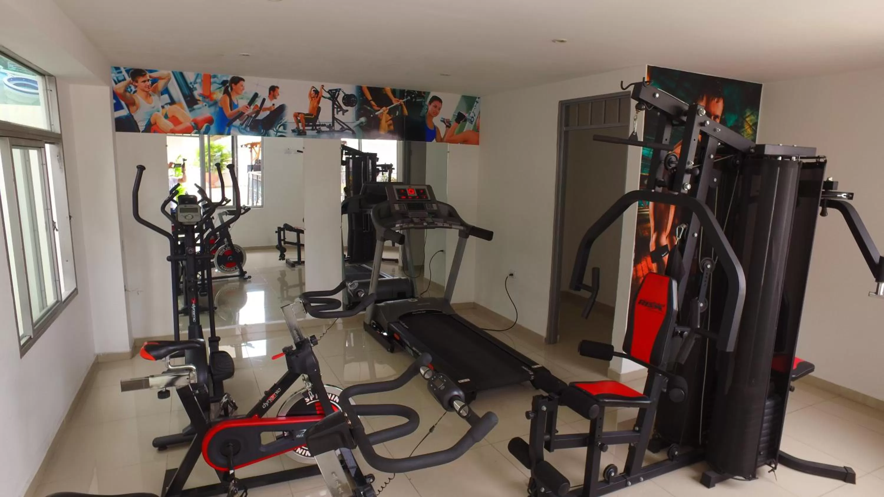 Fitness centre/facilities in Hotel Cafe Plaza