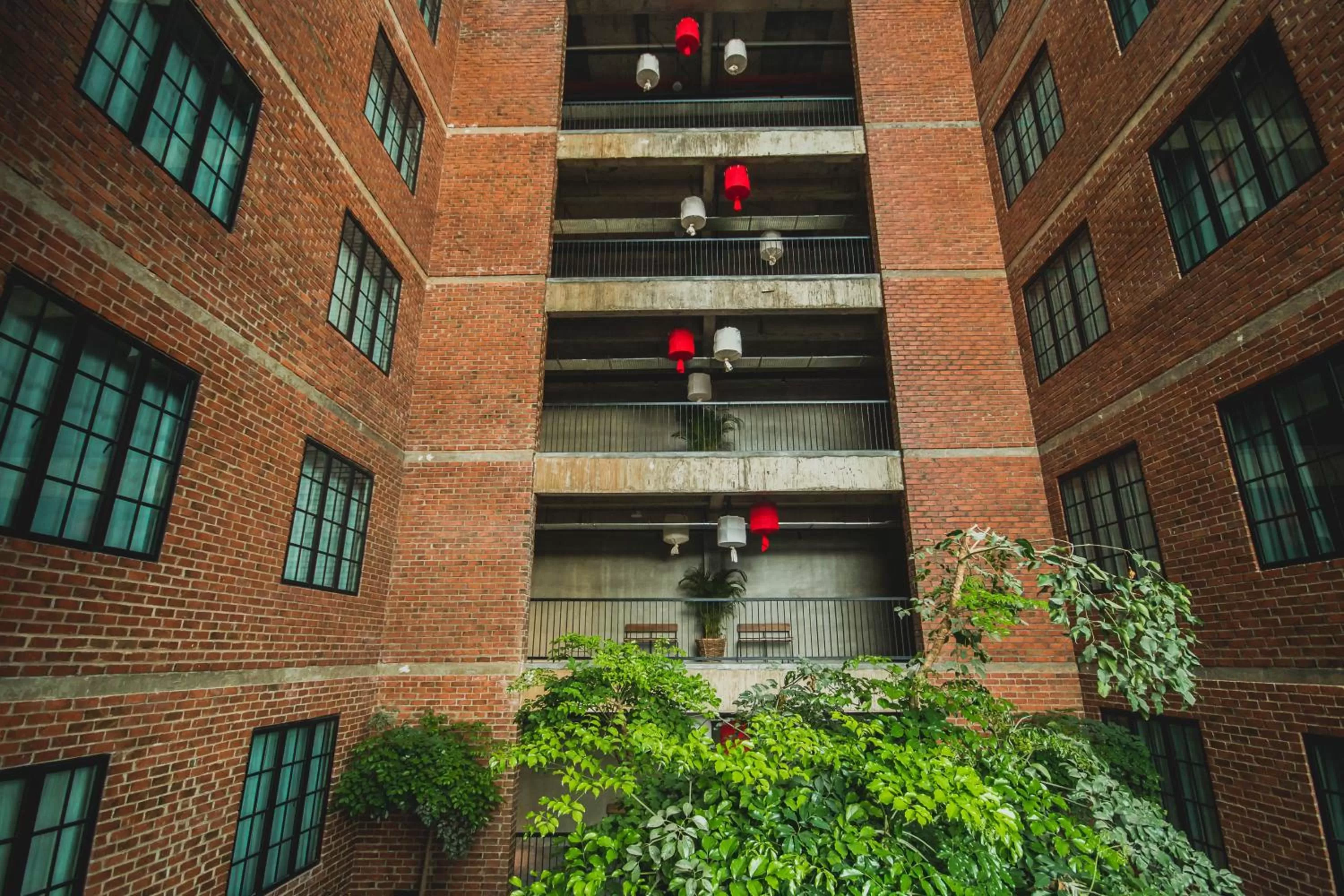 Property building in Rosa Malacca