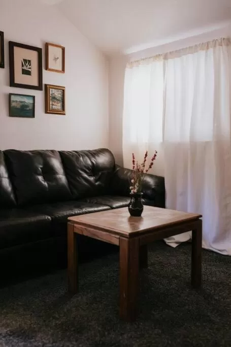 Living room in The Long Barn Lodge
