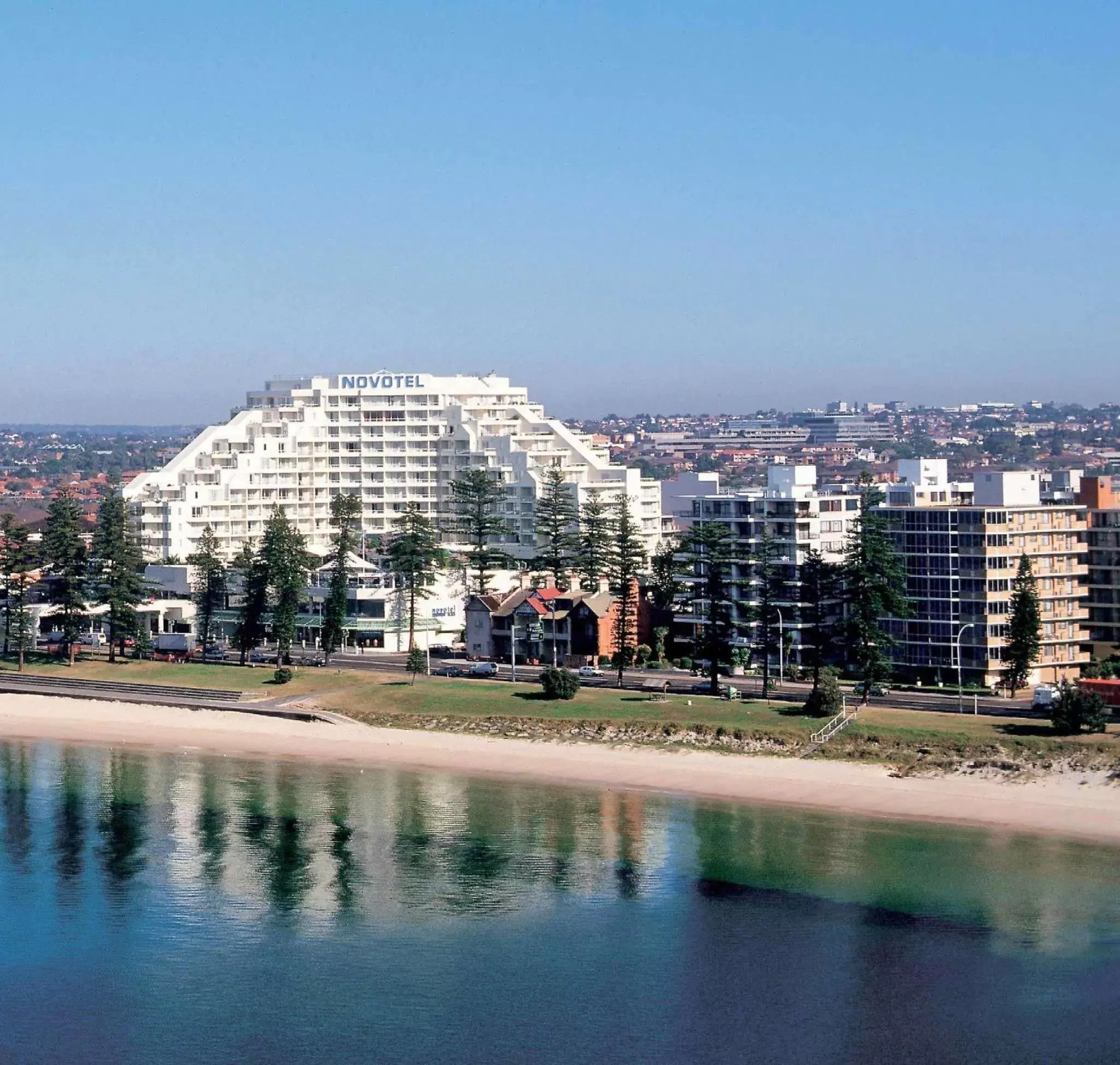 Property building in Novotel Sydney Brighton Beach