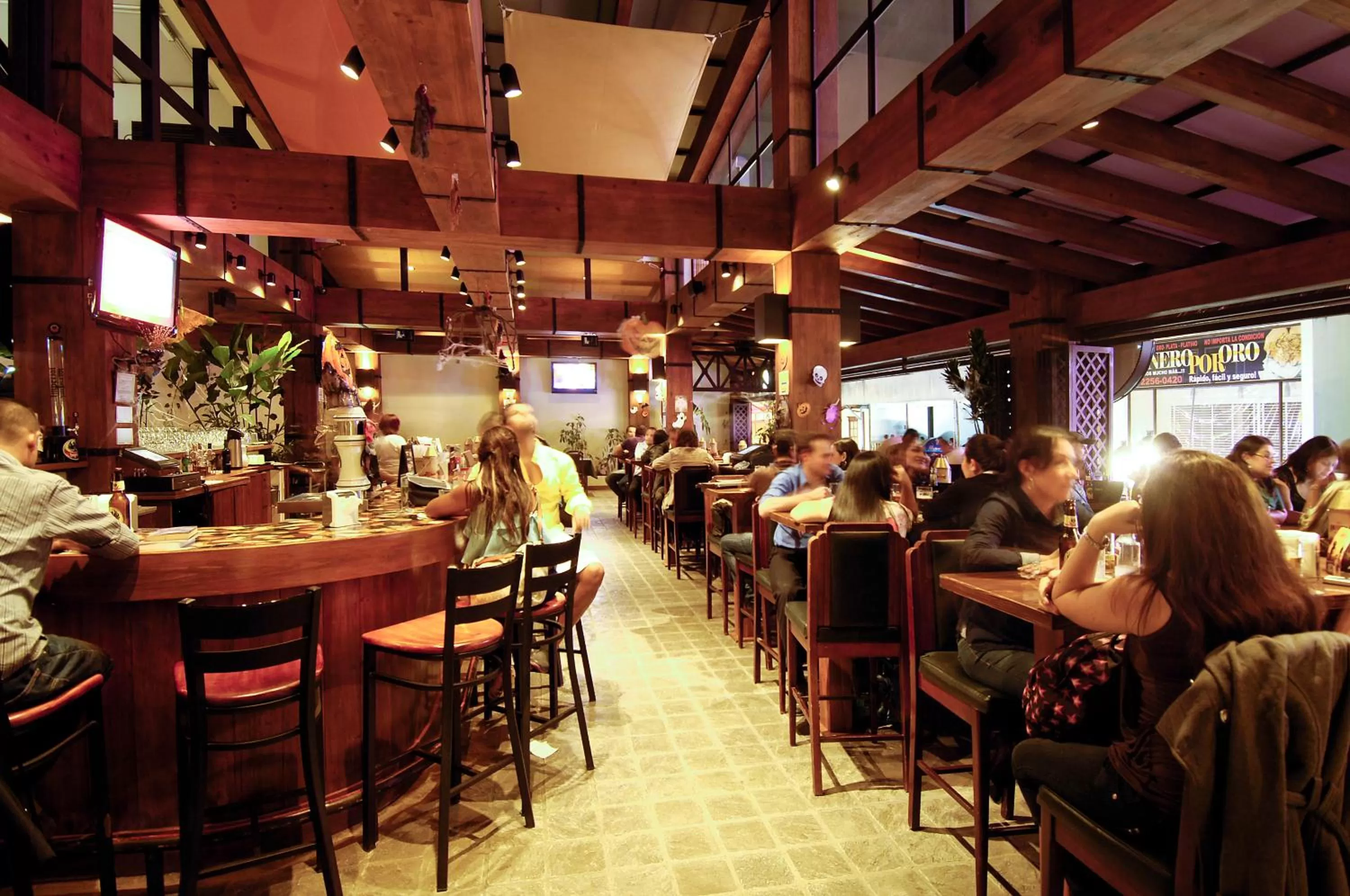 Restaurant/places to eat in Balmoral Hotel San José CR, Historic District