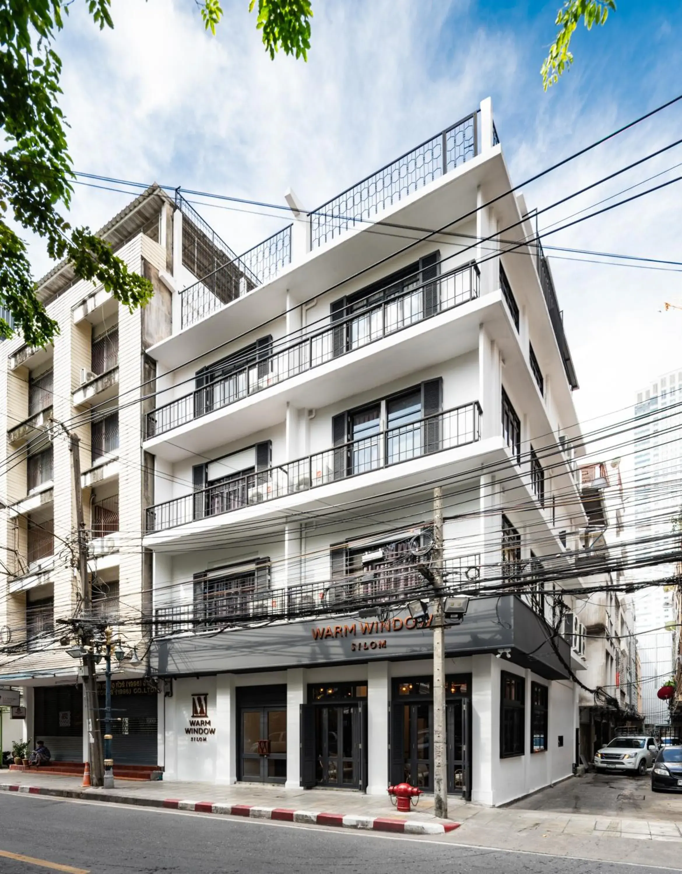 Property building in Warm Window Silom Property building in Warm Window Silom