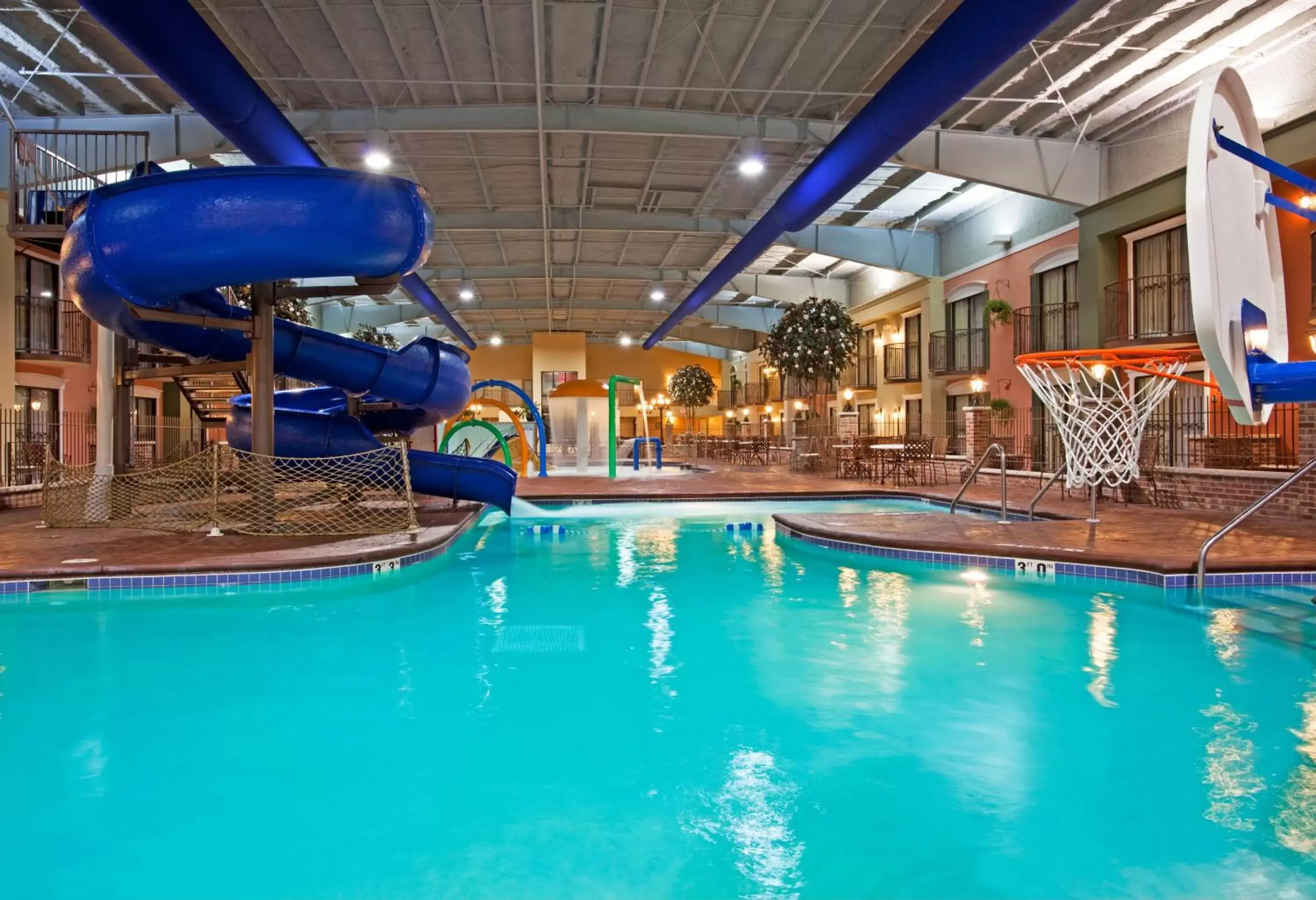 Swimming Pool in Holiday Inn Hotel & Suites Minneapolis-Lakeville, an IHG Hotel