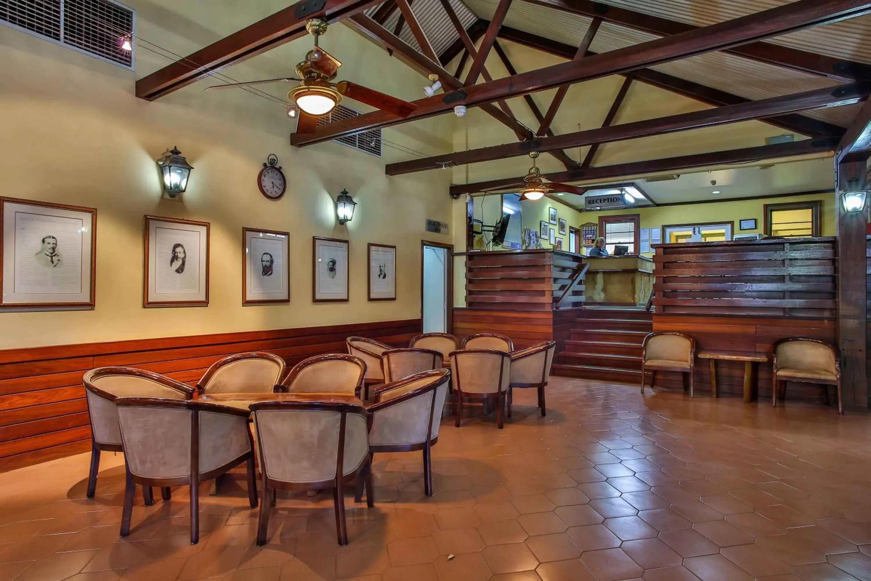 Lobby or reception, Lounge/Bar in Kimberley Hotel