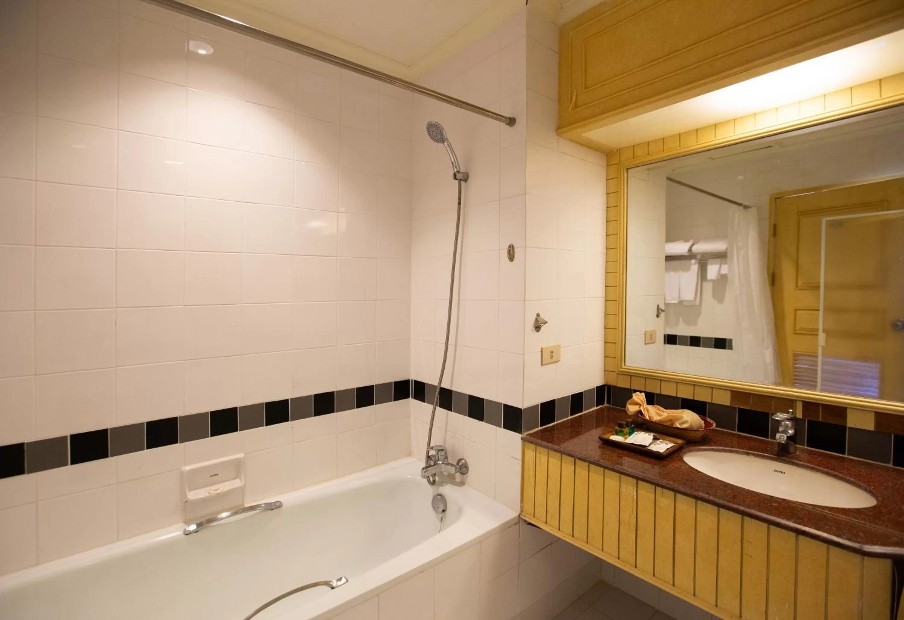 Shower in The Imperial Narathiwat Hotel