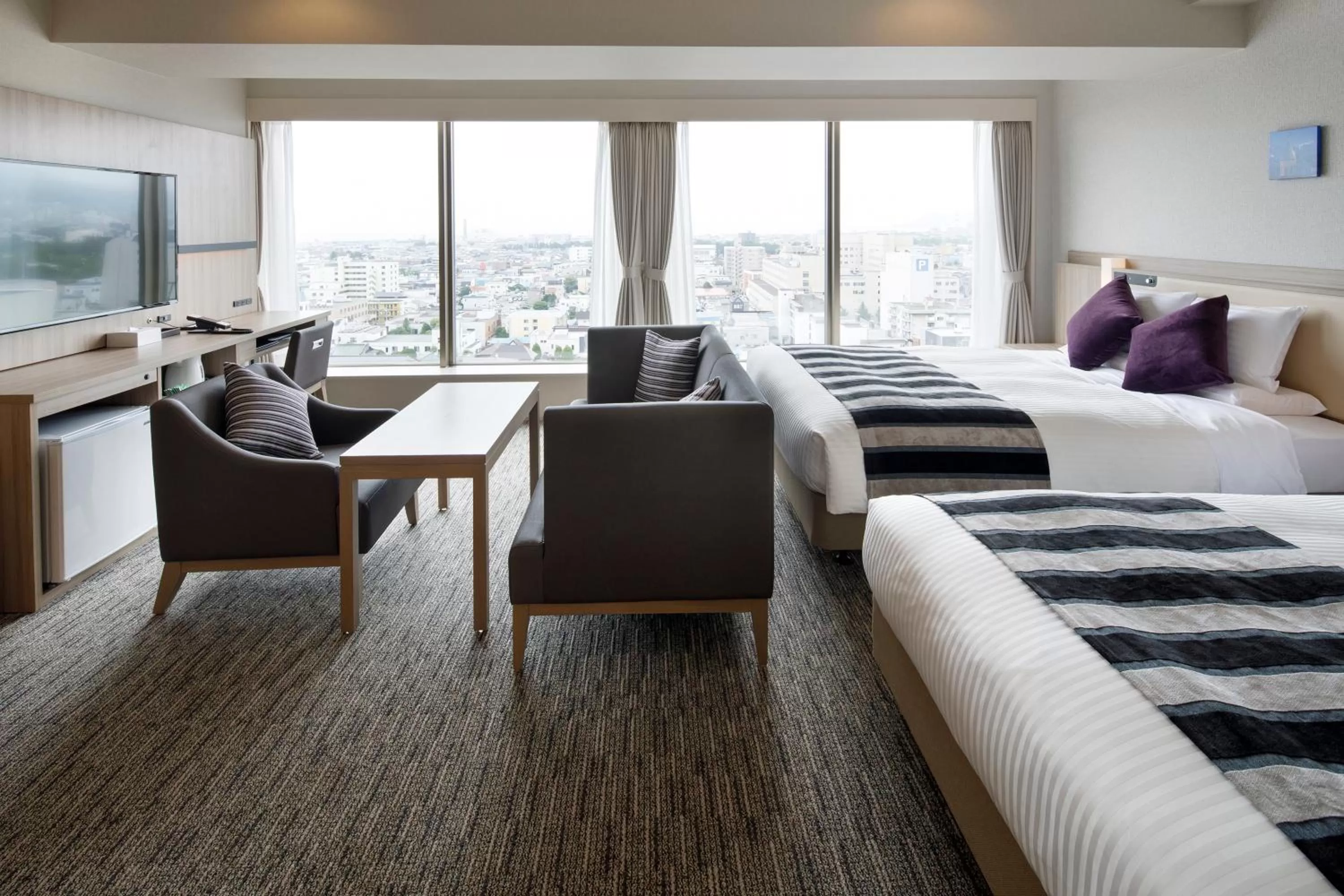 Photo of the whole room, Bed in HOTEL MYSTAYS Hakodate Goryokaku