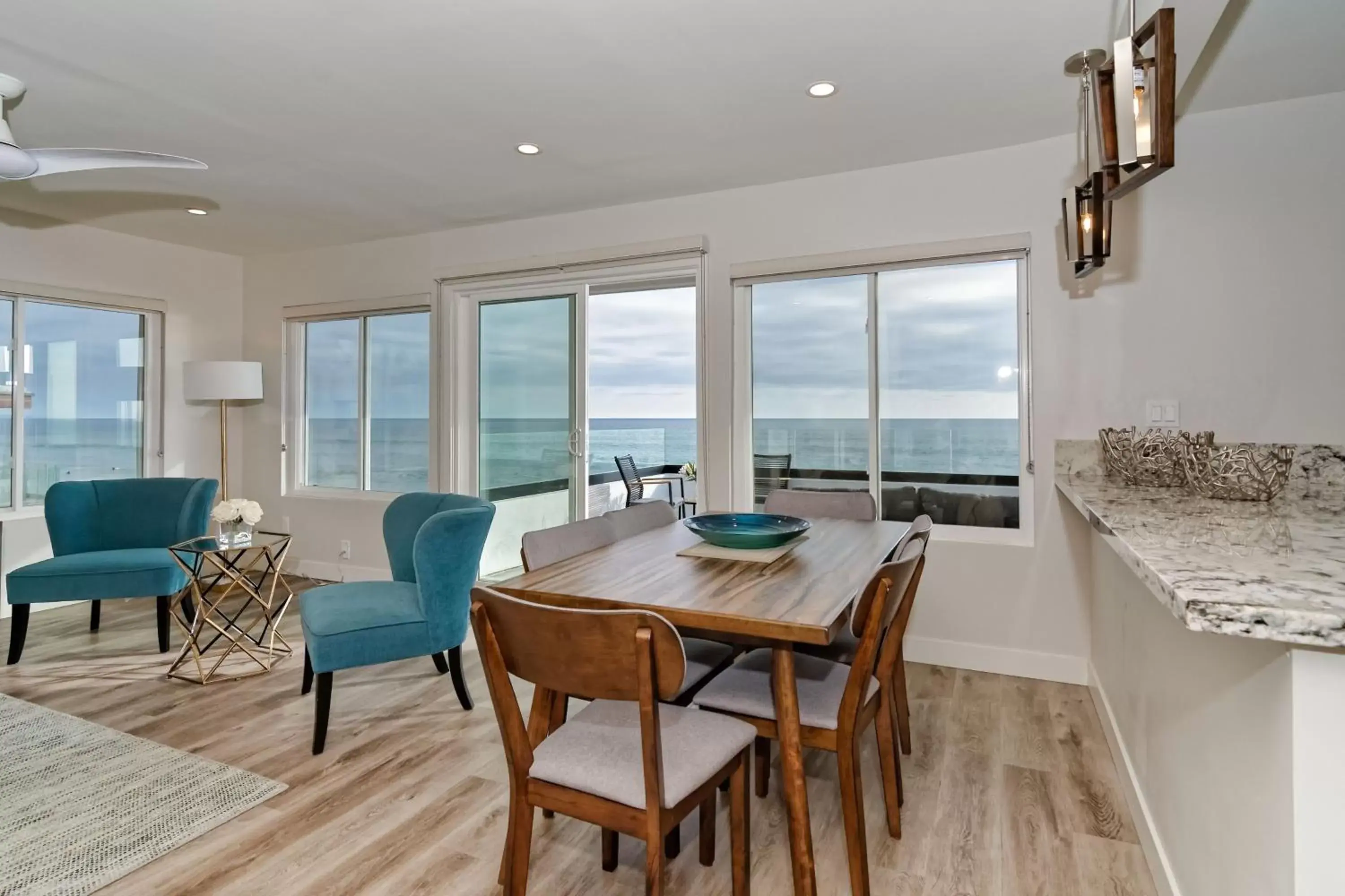 Dining area in Ocean Villas Beach Front