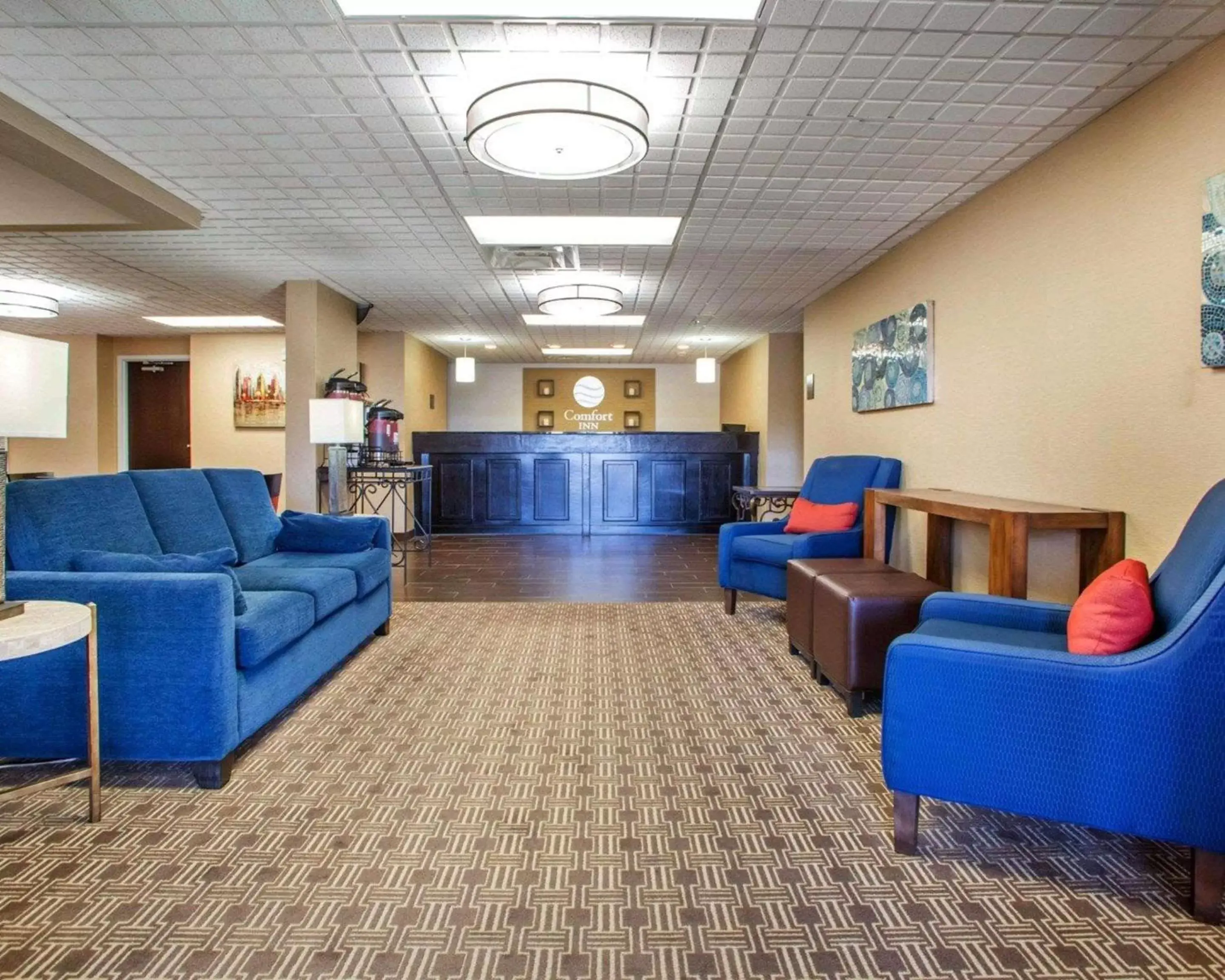 Lobby or reception in Comfort Inn Dayton - Huber Heights