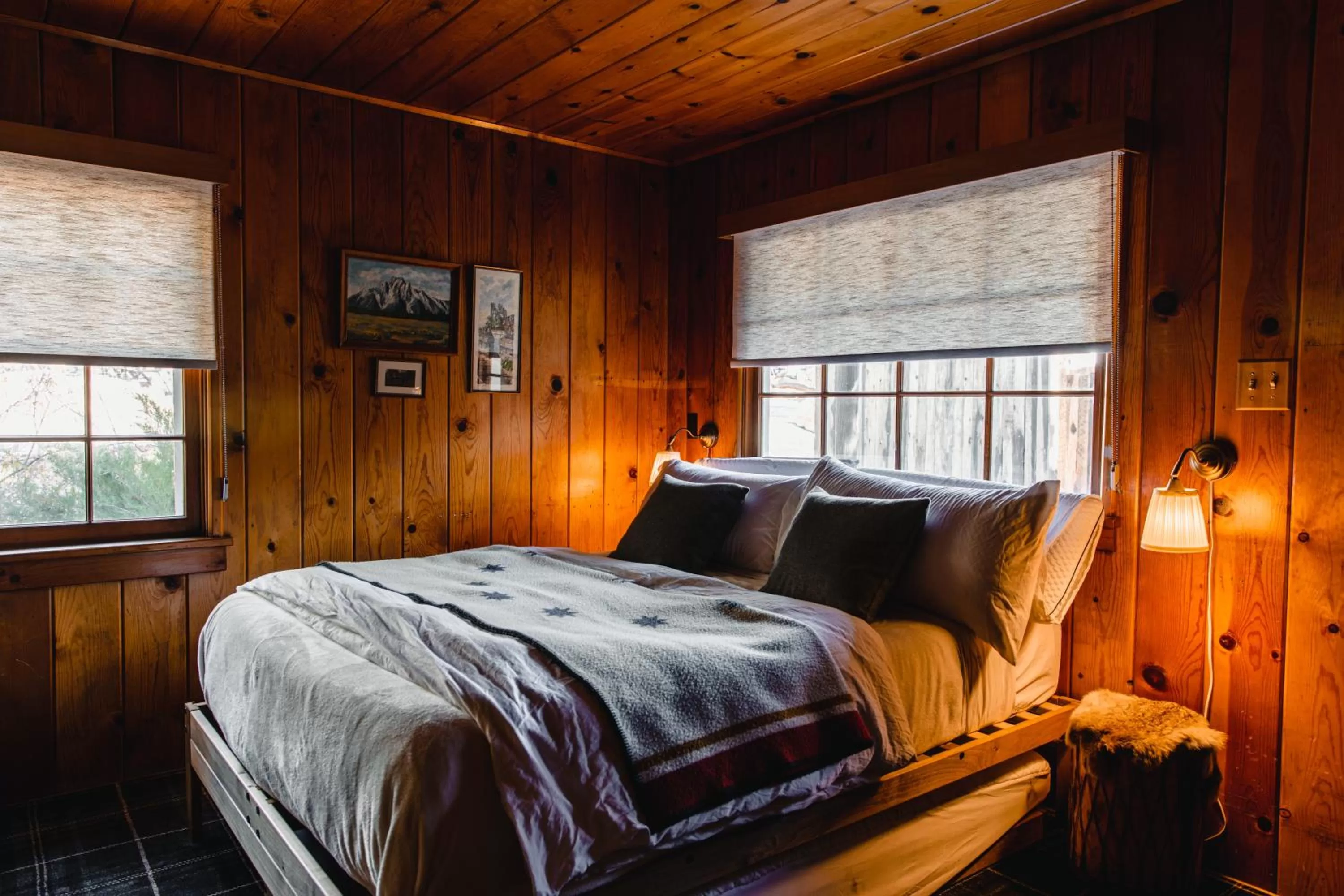 Bed in The Fireside Inn