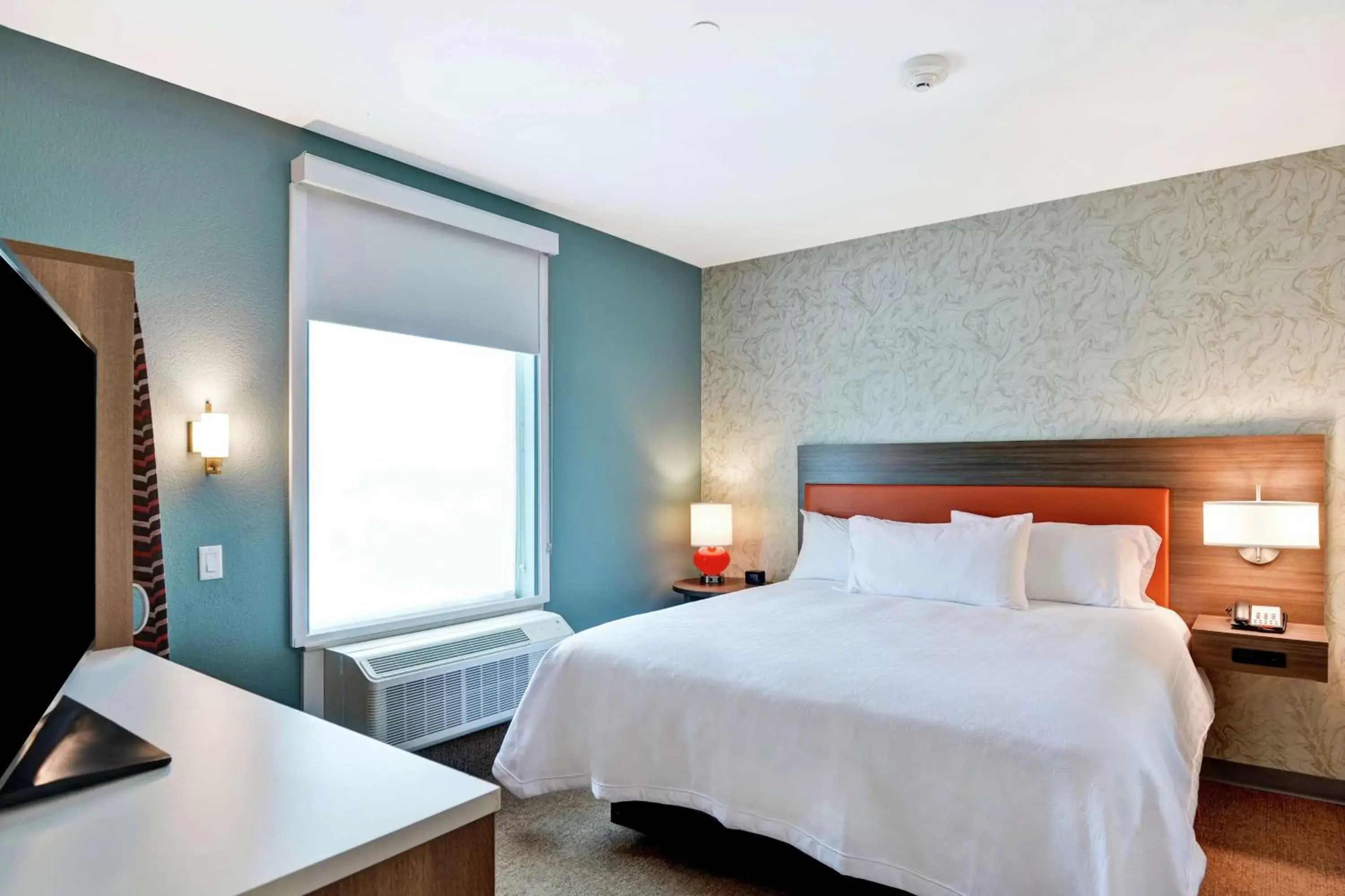 Bed in Home2 Suites by Hilton La Porte