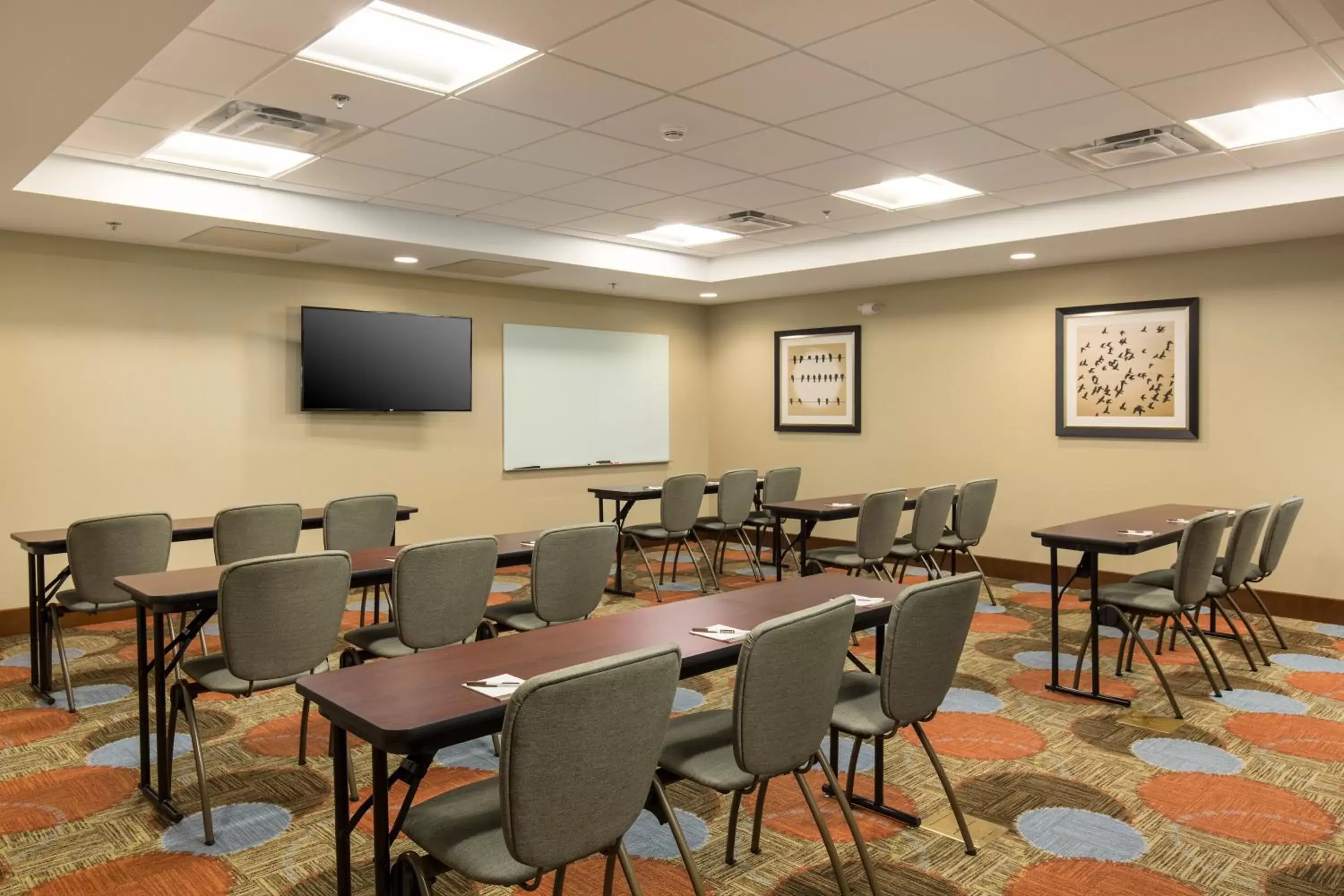Meeting/conference room in Staybridge Suites - Columbus Polaris, an IHG Hotel