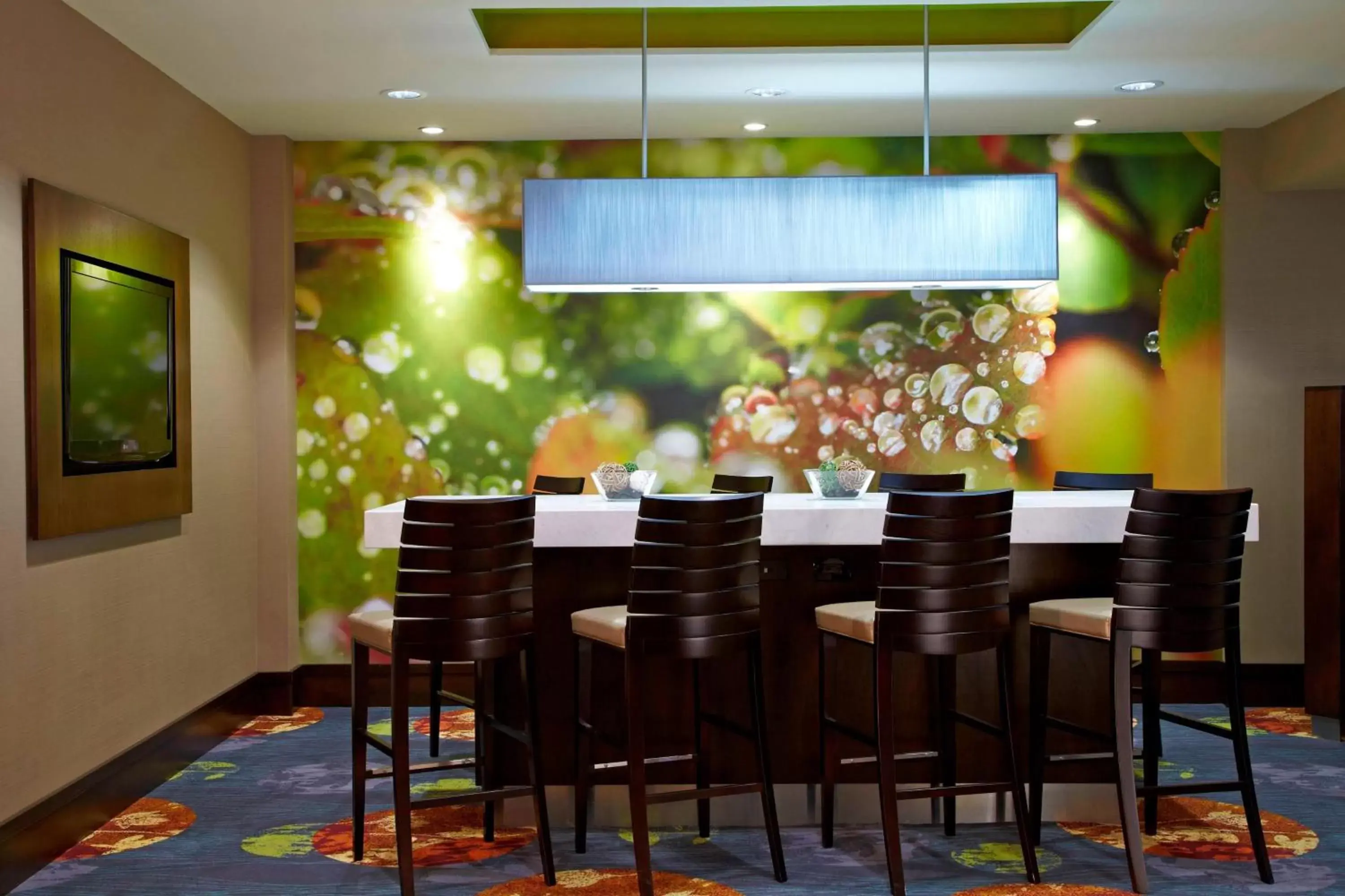 Restaurant/places to eat in Courtyard by Marriott Buffalo Amherst/University